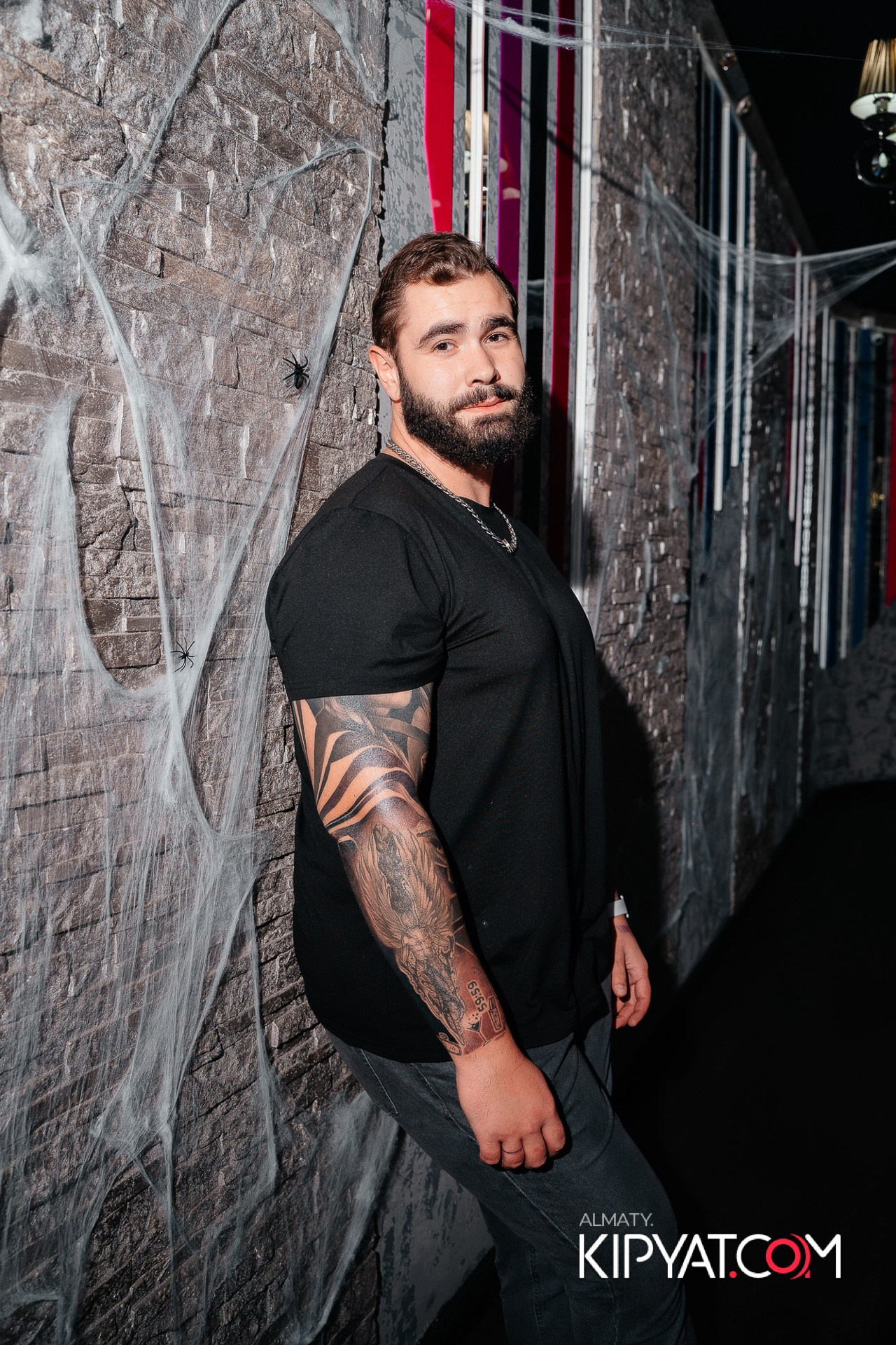 УХО И МЕДВЕДЬ НА ГАГАРИНА. КИПЯТКОМ АЛМАТЫ!