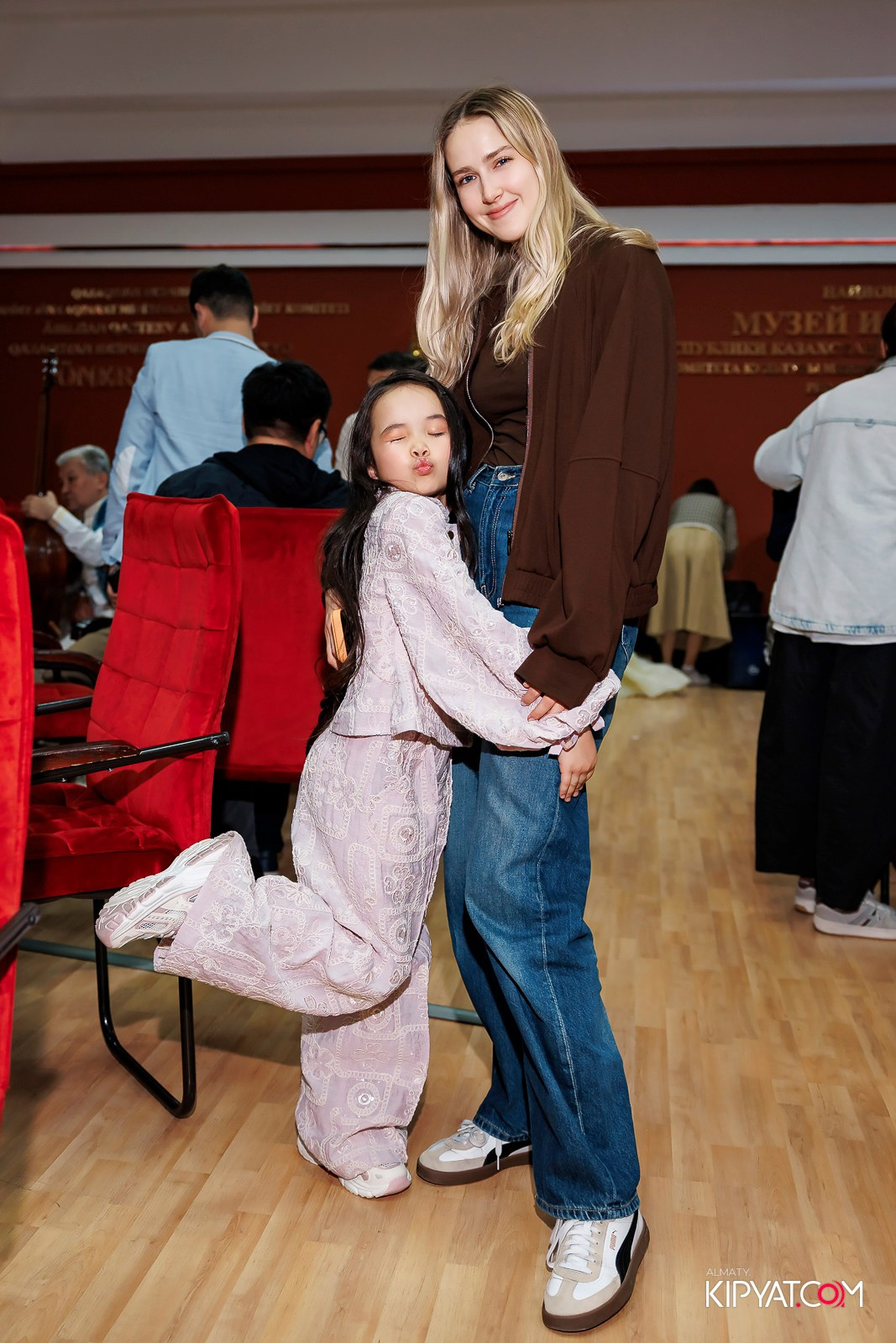 JUNIOR MODELS SHOW. ПЕРФОМАНС НОЧЬ В МУЗЕЕ. КИПЯТКОМ АЛМАТЫ! Фотосъемка мероприятий в Алматы