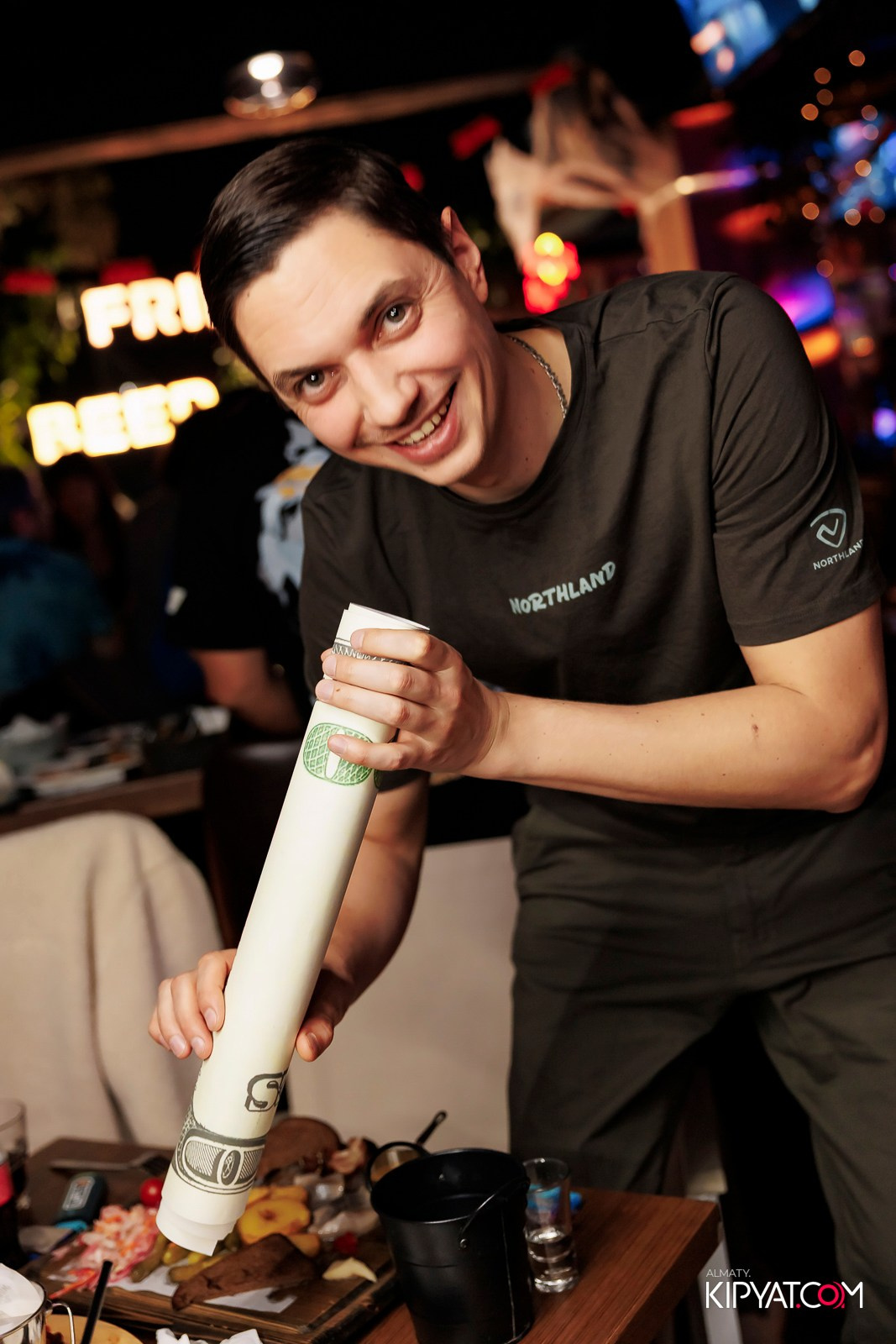 MUNCHEN PUB NA PANFILOVA. КИПЯТКОМ АЛМАТЫ!