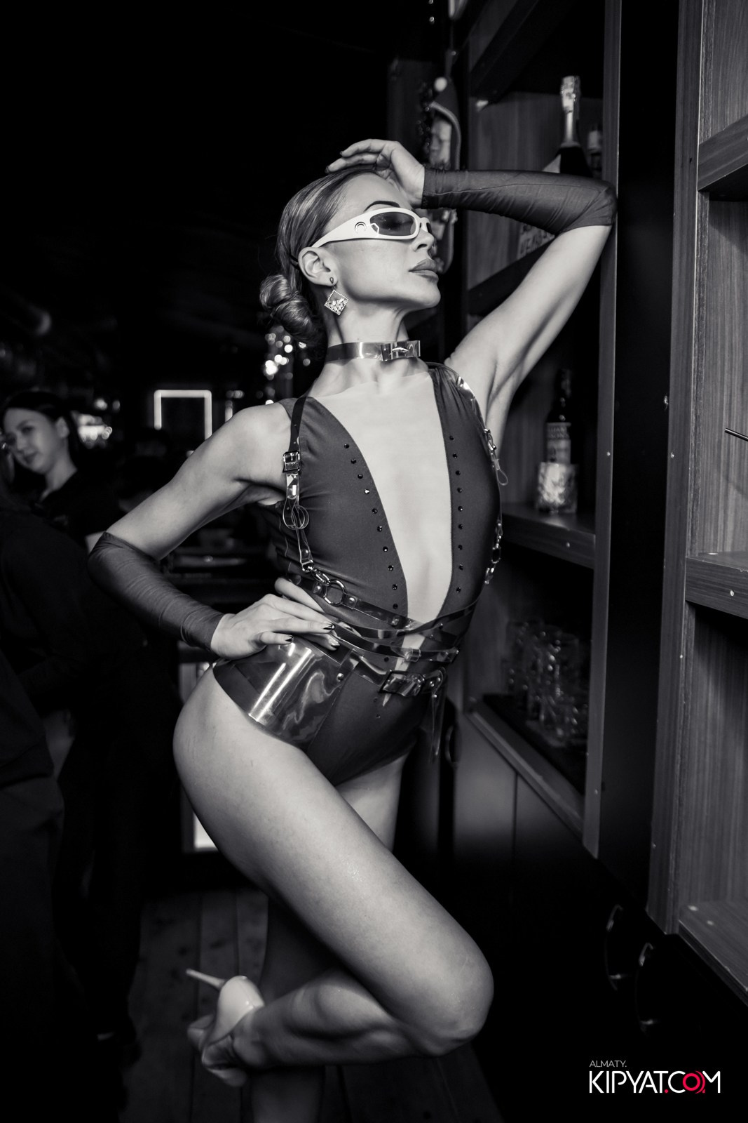 UYAT EMES BAR. КИПЯТКОМ АЛМАТЫ!