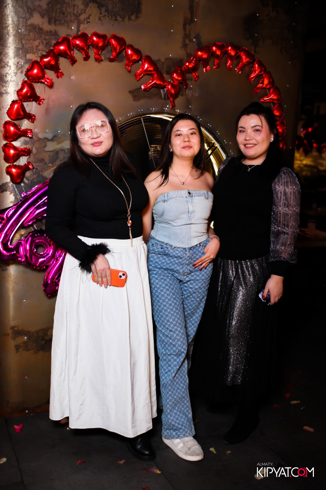 SPACE KARAOKE BAR. КИПЯТКОМ АЛМАТЫ!