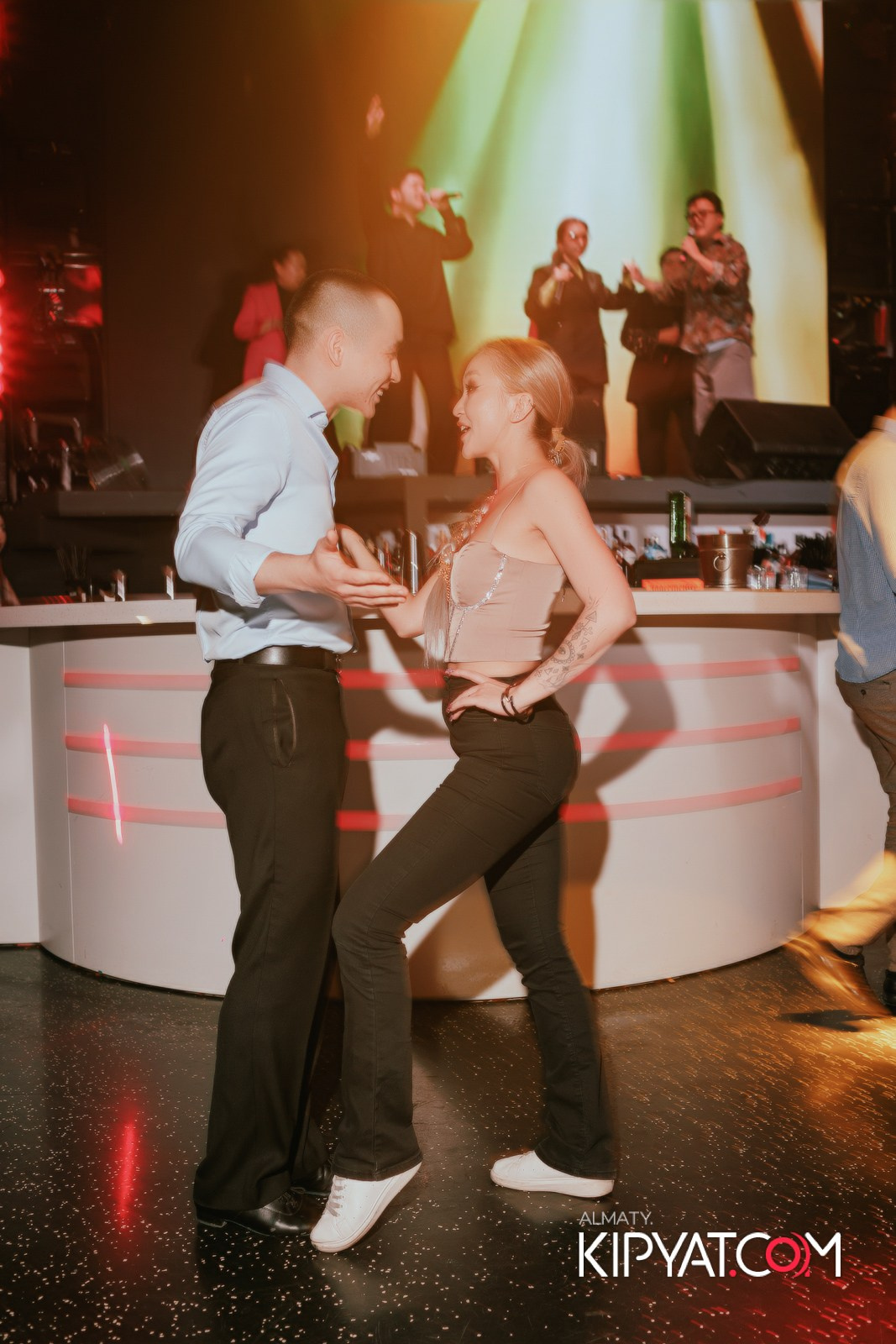 SANTA BARBARA — МЮЗИКЛ ДЖУЛИЯ. КИПЯТКОМ АЛМАТЫ!