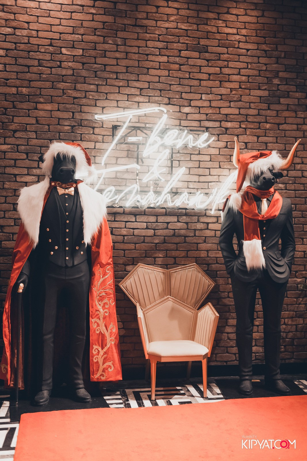 ZIYAFET MEAT HOUSЕ. КИПЯТКОМ АЛМАТЫ!