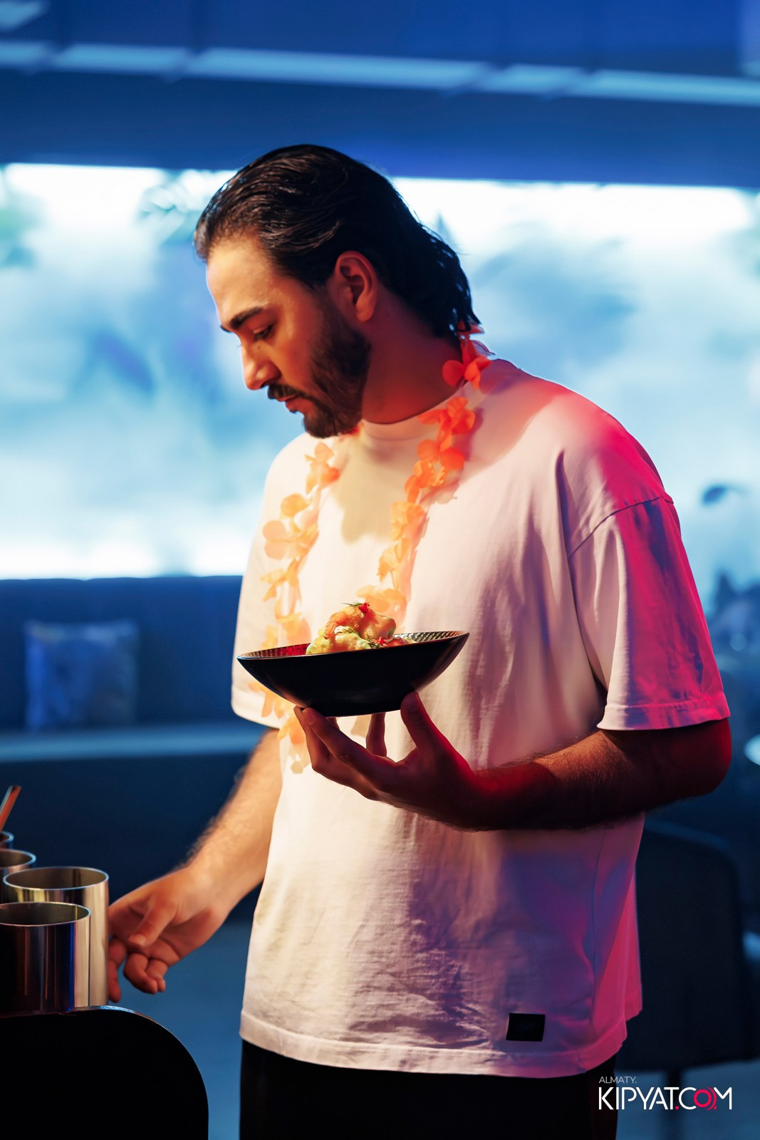 OLOVO BAR НА САТПАЕВА. КИПЯТКОМ АЛМАТЫ! Фотосъемка мероприятий в Алматы