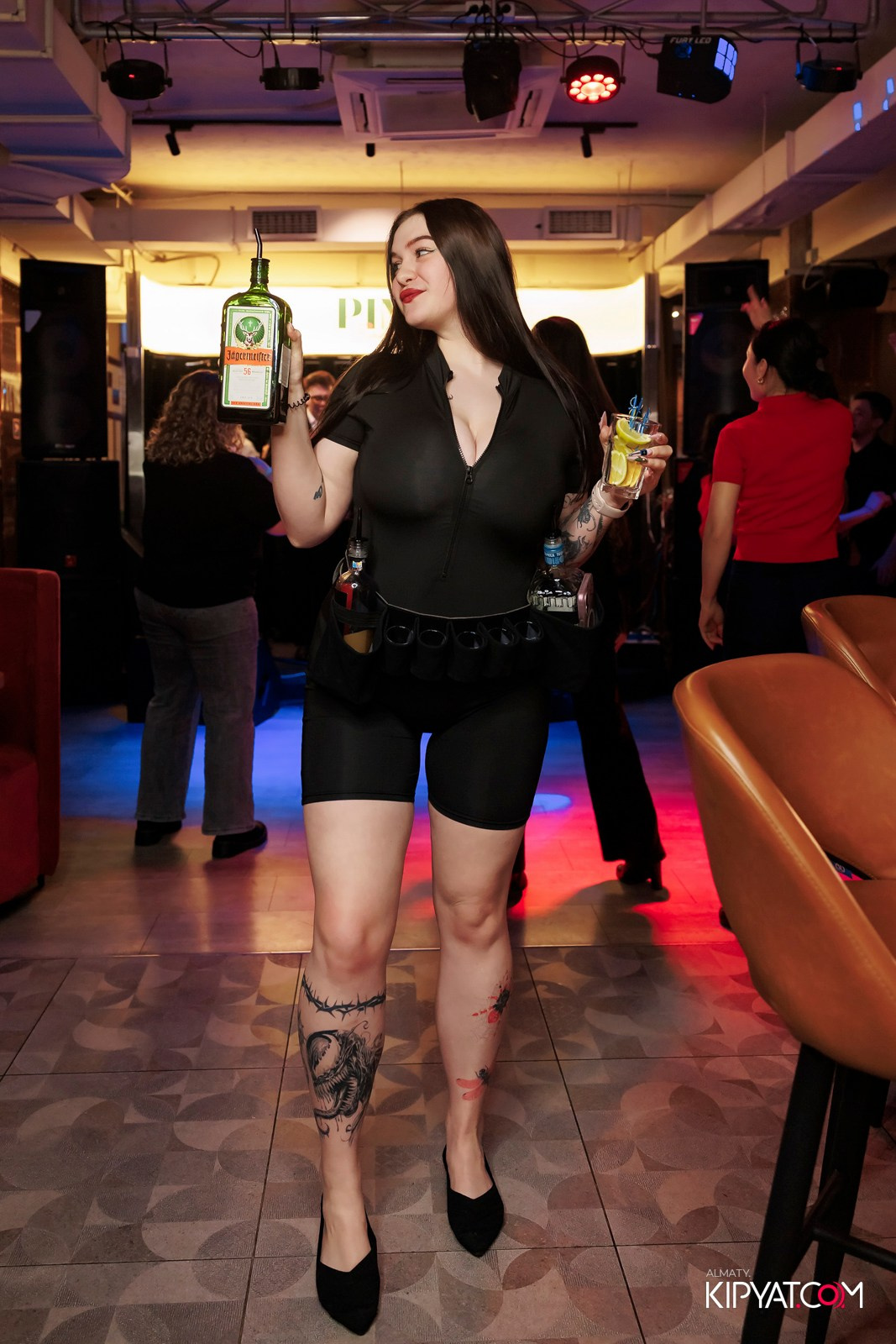 ПИНТА НА СЕЙФУЛЛИНА. КИПЯТКОМ АЛМАТЫ! Фотосъемка мероприятий в Алматы