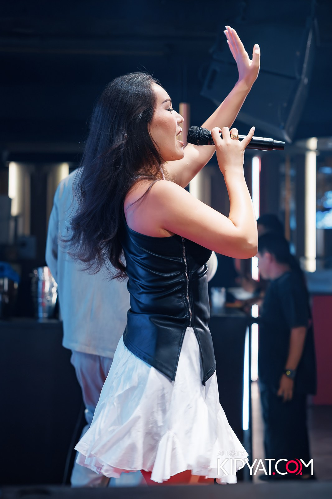 ЗАЯ, НА БИС. КИПЯТКОМ АЛМАТЫ!