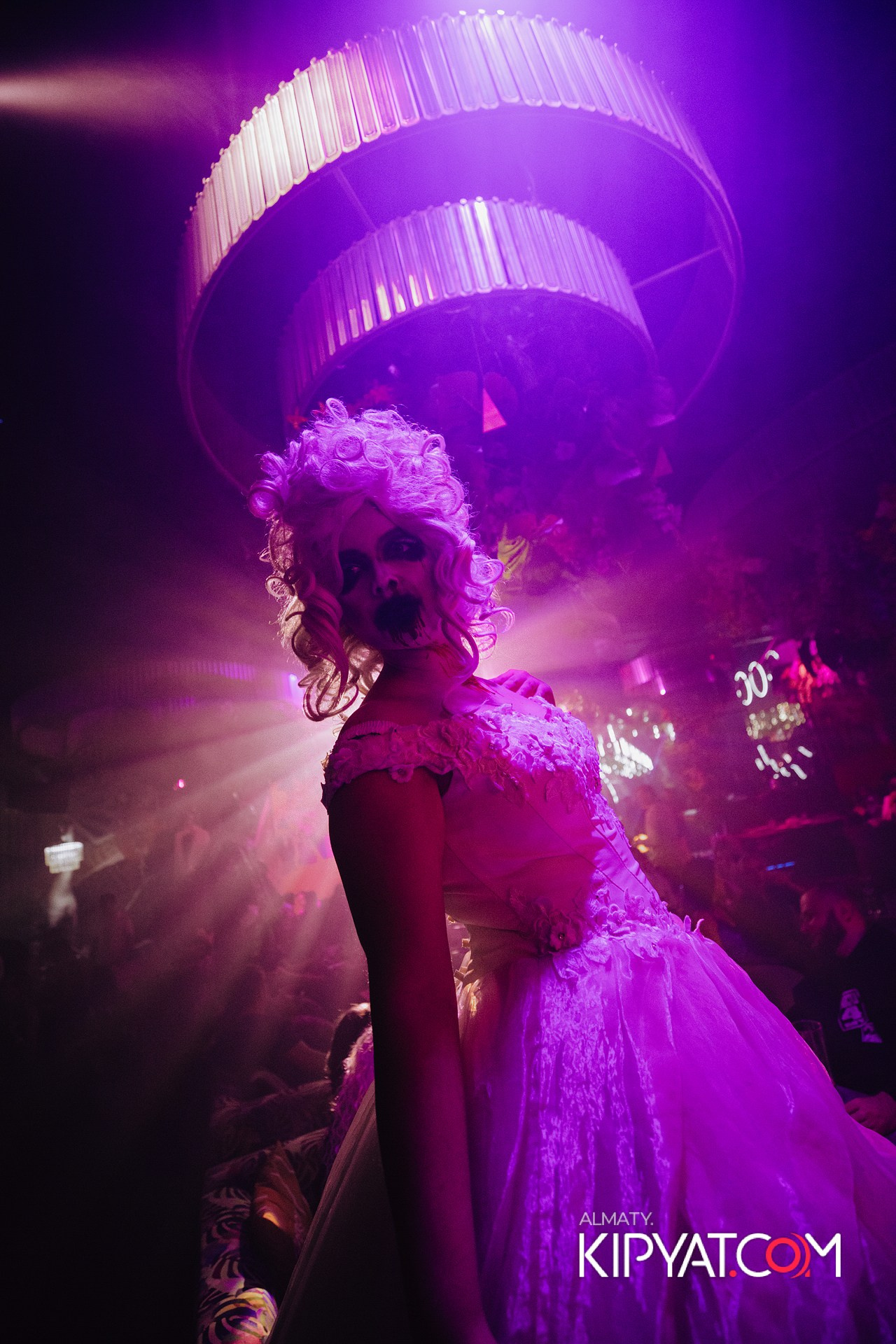 FRIENDS BAR & TERRACE. КИПЯТКОМ АЛМАТЫ! Фотосъемка мероприятий в Алматы