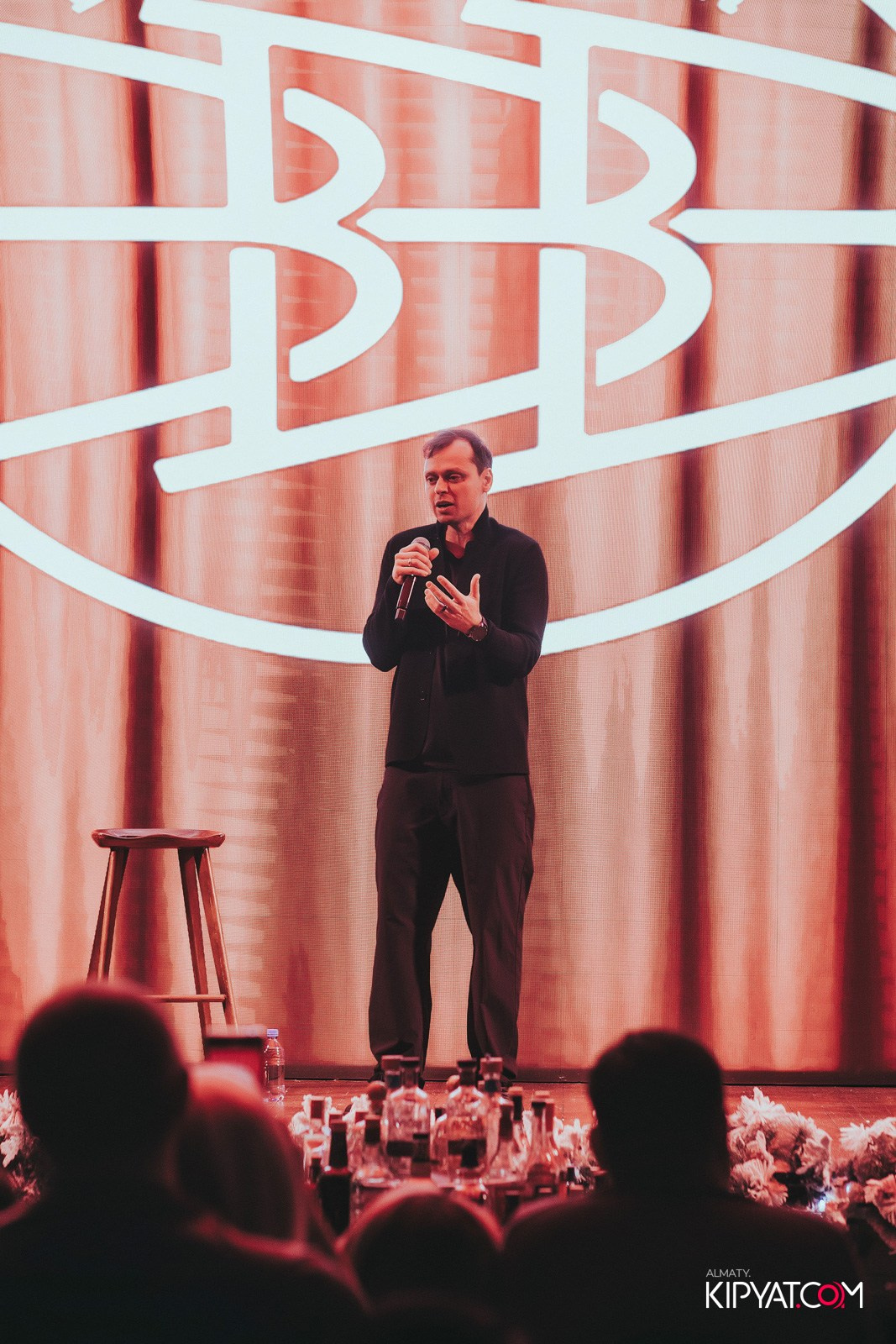 BLA BLA BAR. КИПЯТКОМ АЛМАТЫ!