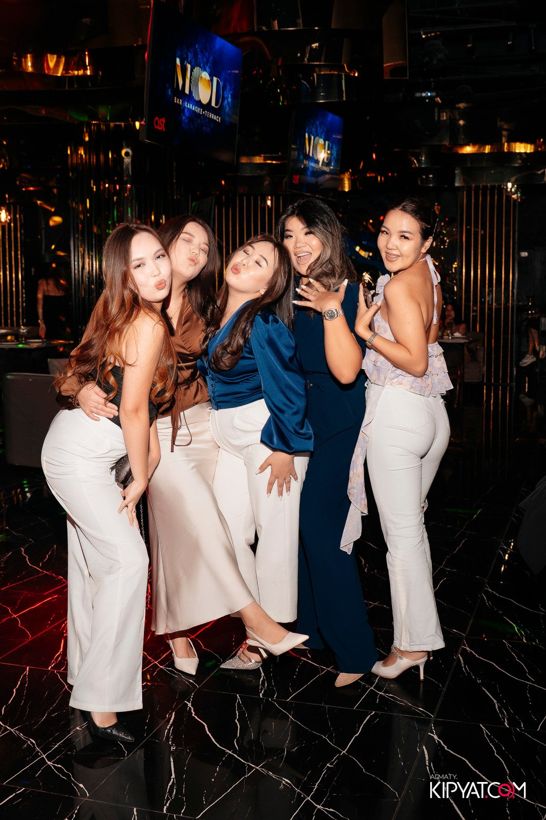 MOOD KARAOKE & TERRACE. КИПЯТКОМ АЛМАТЫ!