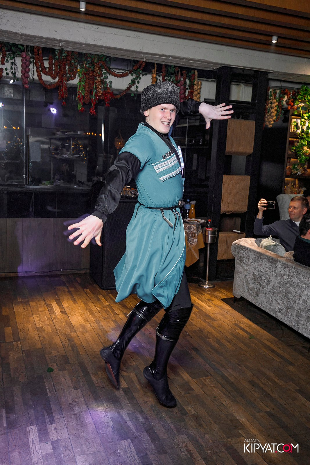 ВАХТАНГУРИ. КИПЯТКОМ АЛМАТЫ! Фотосъемка мероприятий в Алматы