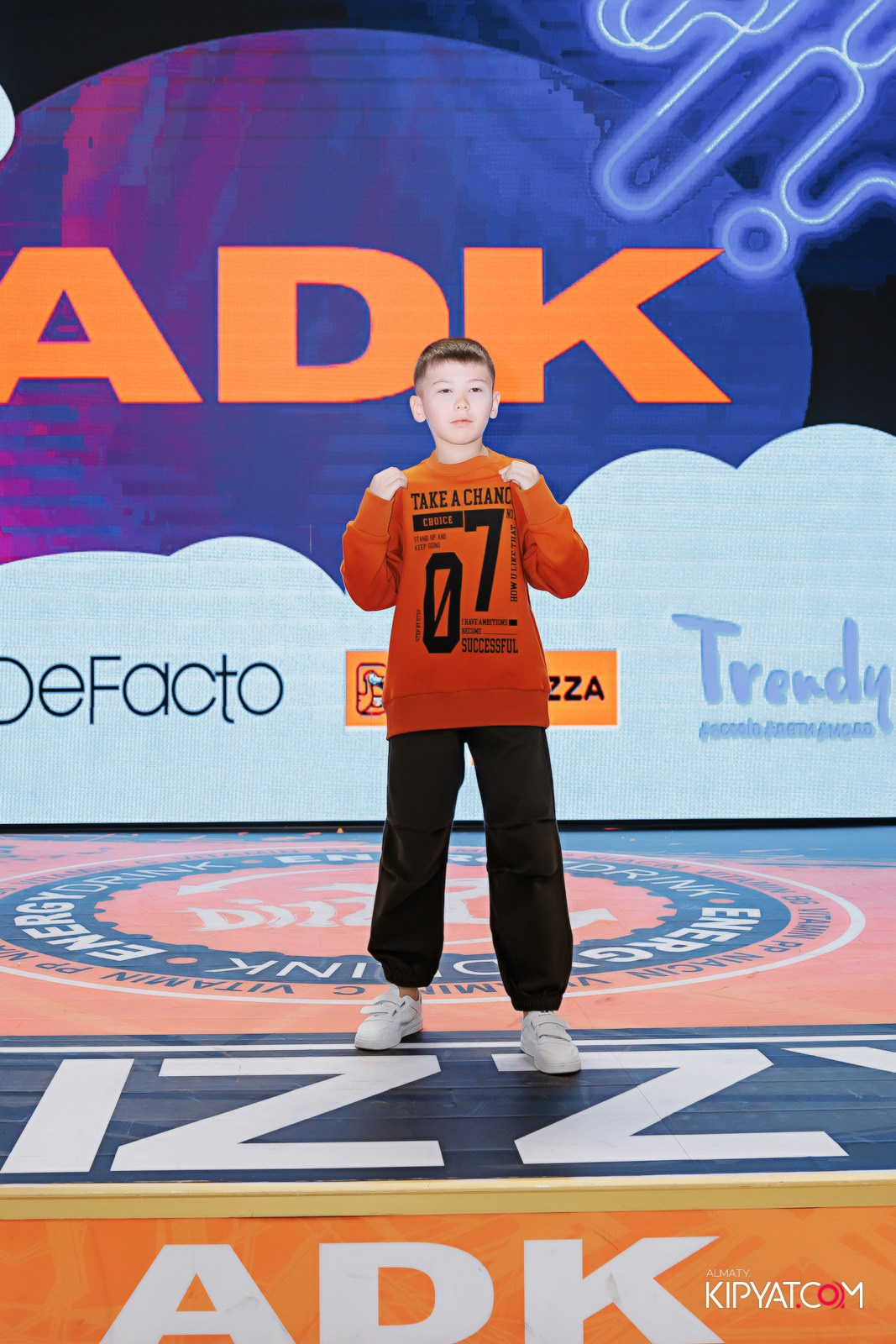 ДЕТСКИЙ МОДНЫЙ ПОКАЗ ОТ МОДЕЛЬНОГО АГЕНТСТВА «KIDSFACE». КИПЯТКОМ АЛМАТЫ!