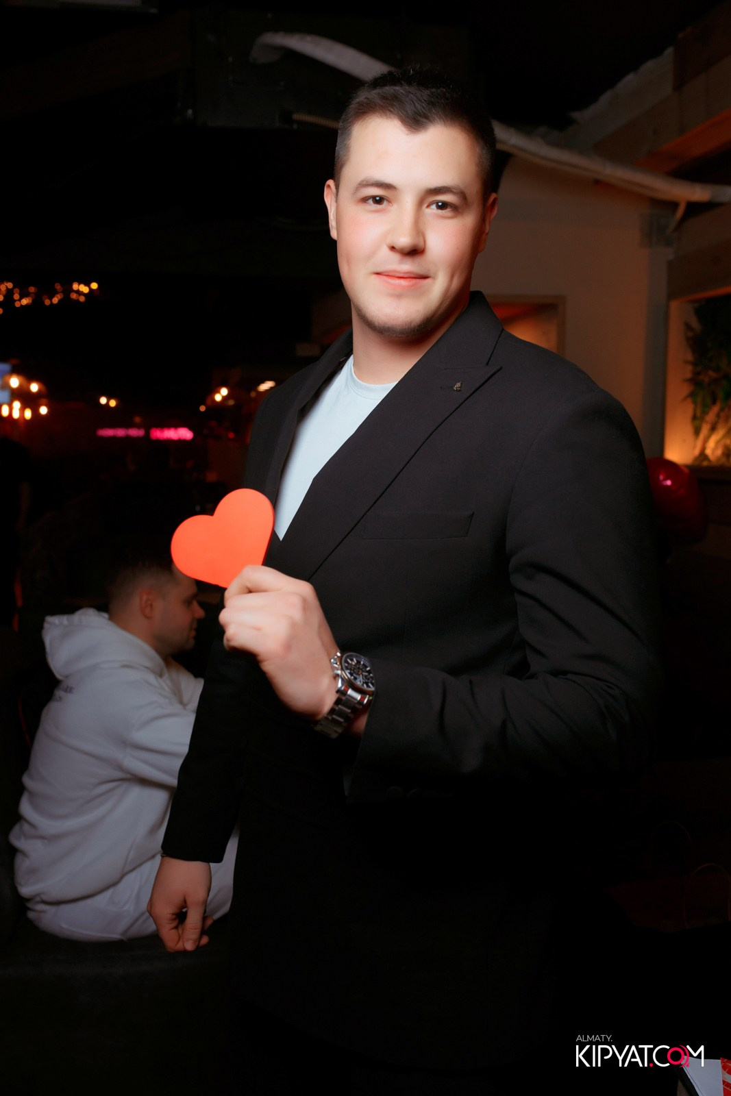 AVENUE. КИПЯТКОМ АЛМАТЫ!