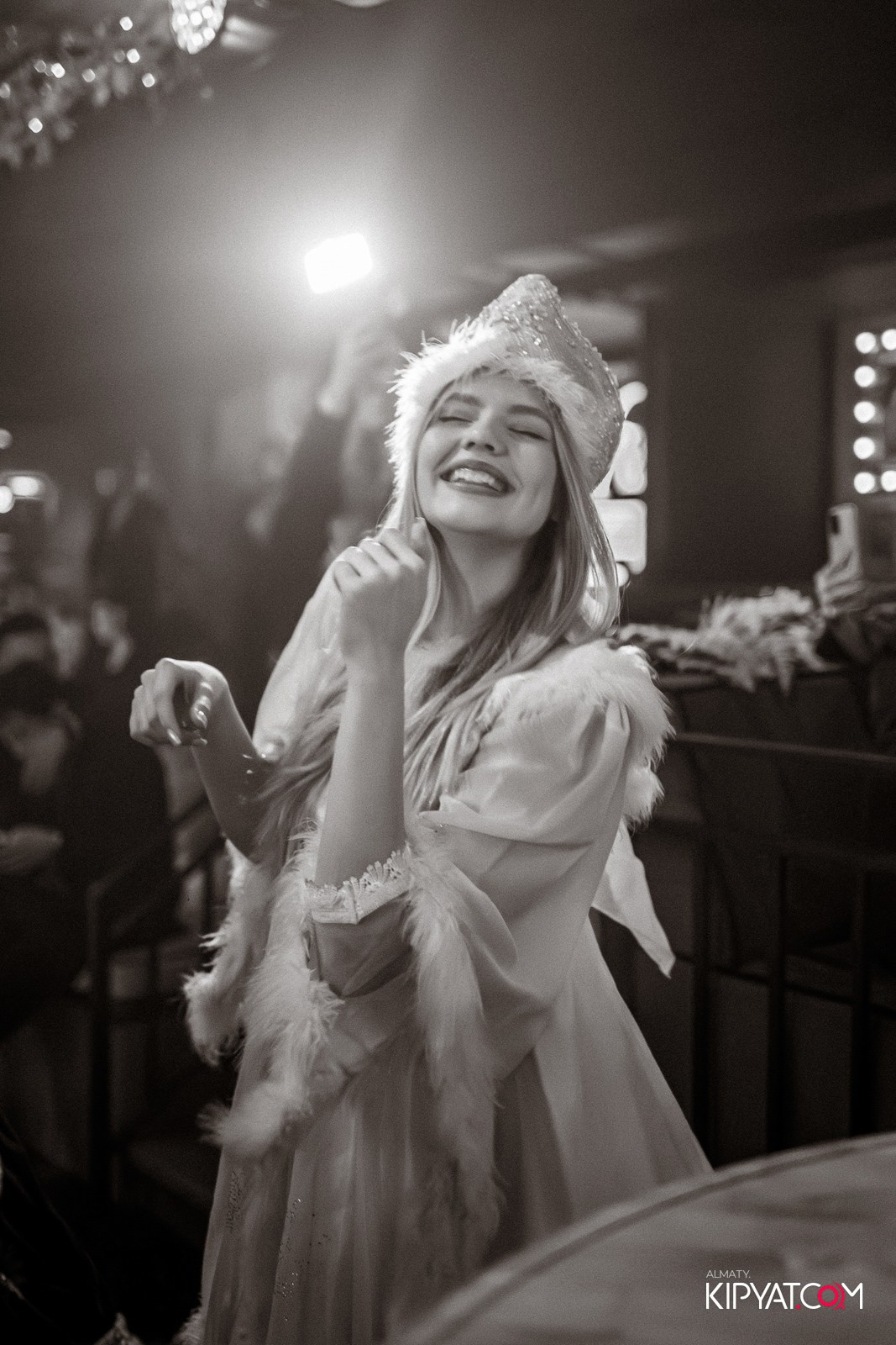 FITNESS ЁЛКА в ночном клубе SANTA BARBARA. КИПЯТКОМ АЛМАТЫ!