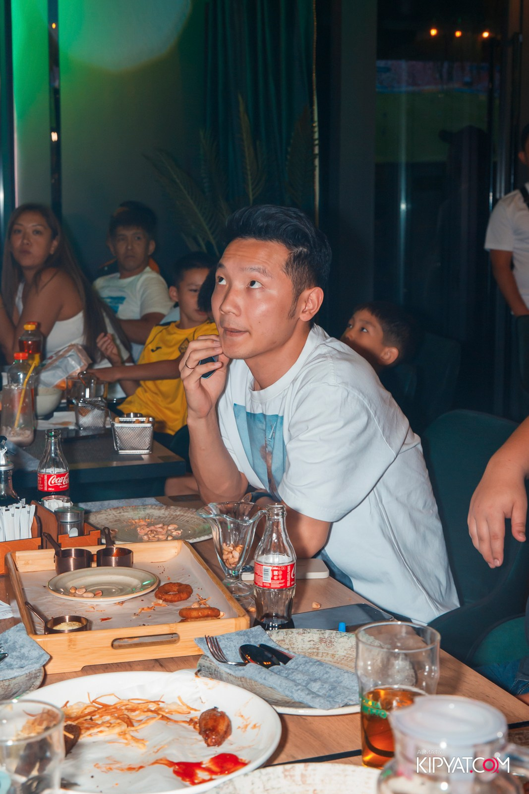 KAIRAT РЕСТОРАН-СПОРТ БАР. КИПЯТКОМ АЛМАТЫ! Фотосъемка мероприятий в Алматы