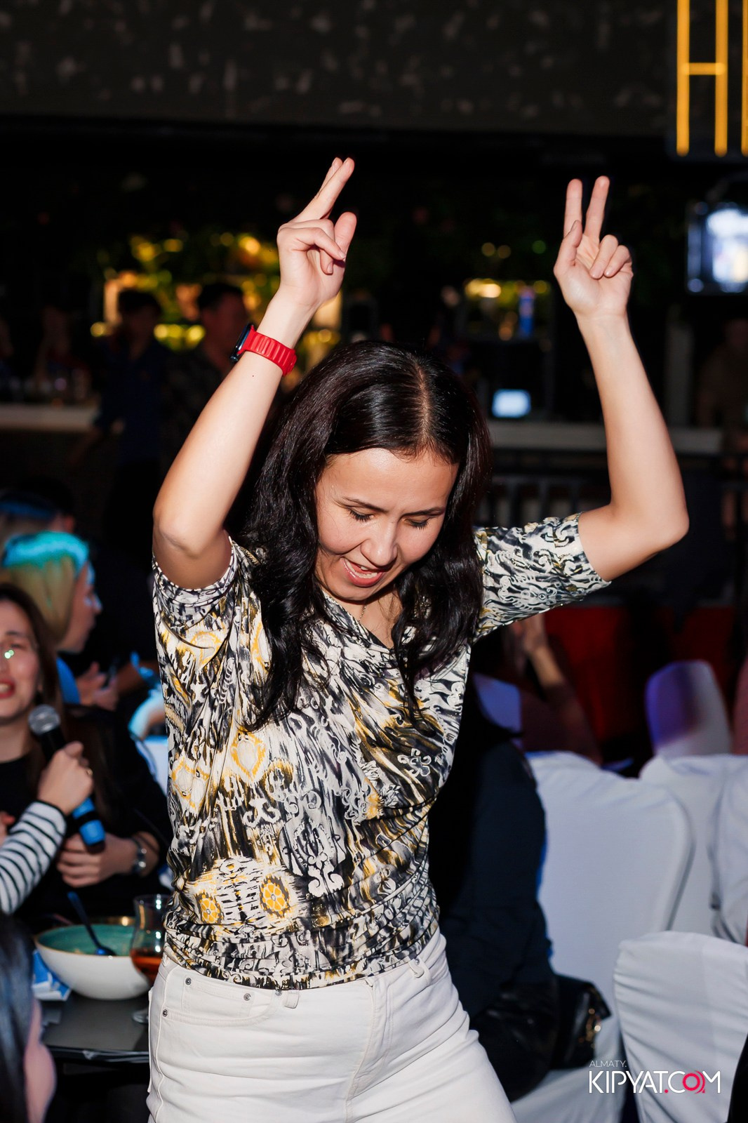 МУЗЫКАЛЬНОЕ ЛОТО В HIT RETRO. КИПЯТКОМ АЛМАТЫ! Фотосъемка мероприятий в Алматы