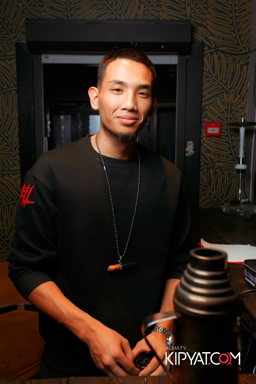 ОЛОВО НА ДОСТЫК. КИПЯТКОМ АЛМАТЫ!