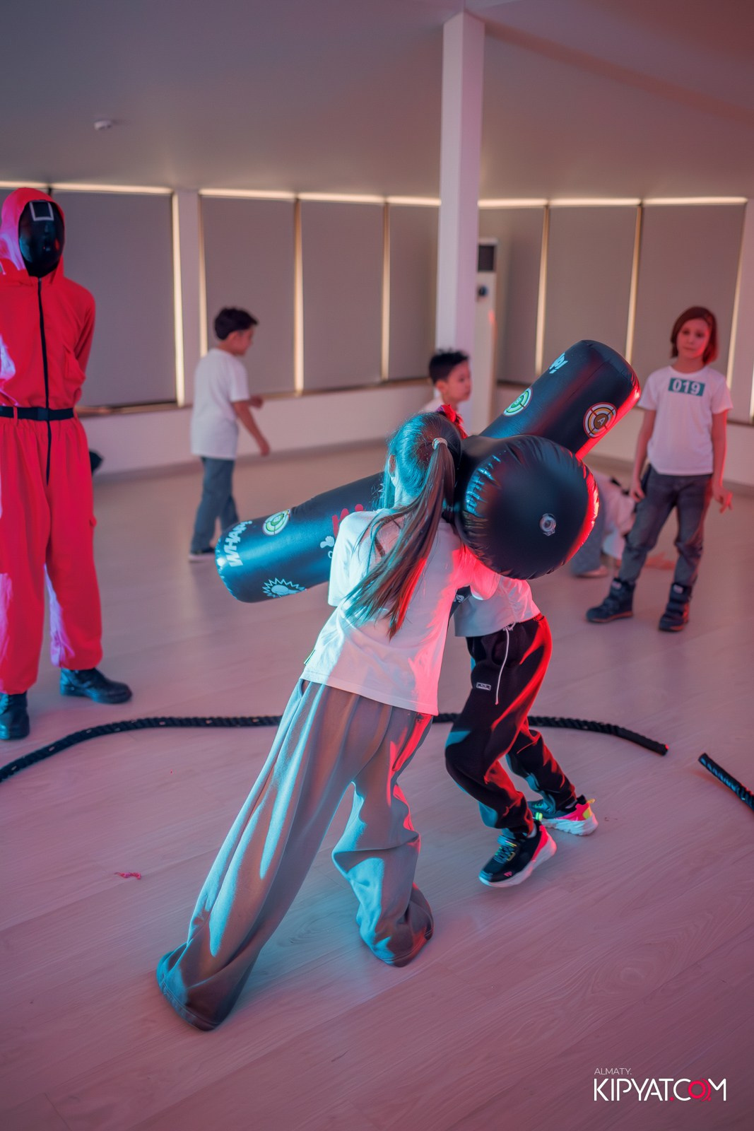 КВЕСТ-ШОУ ALAROVICH / ИГРА В КАЛЬМАРА. КИПЯТКОМ АЛМАТЫ!