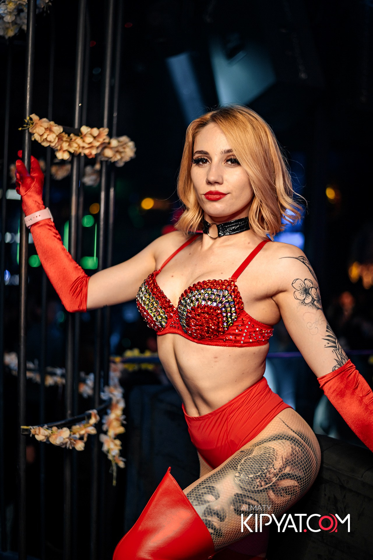 UYAT EMES BAR. КИПЯТКОМ АЛМАТЫ!