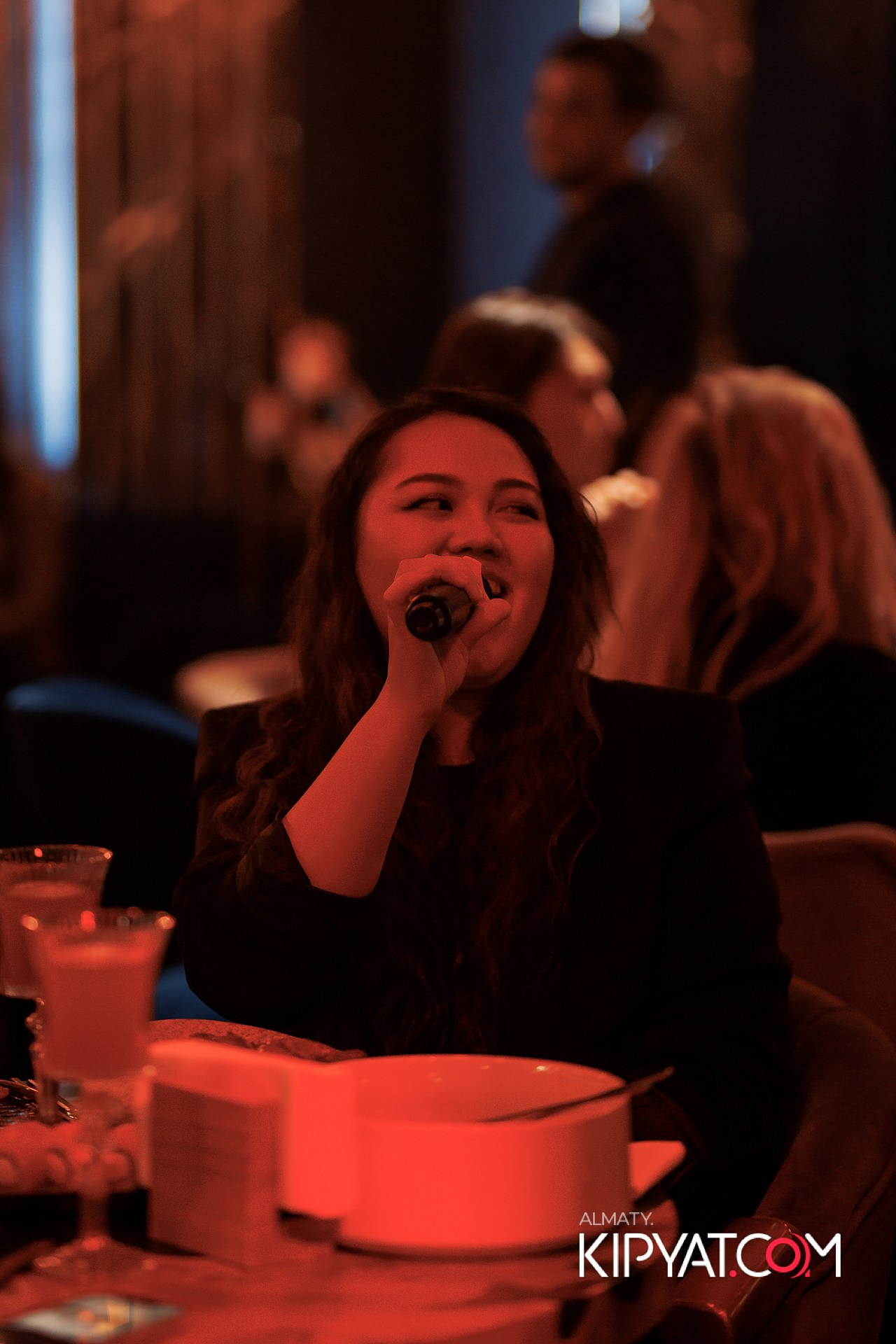 MOOD KARAOKE & TERRACE. КИПЯТКОМ АЛМАТЫ!