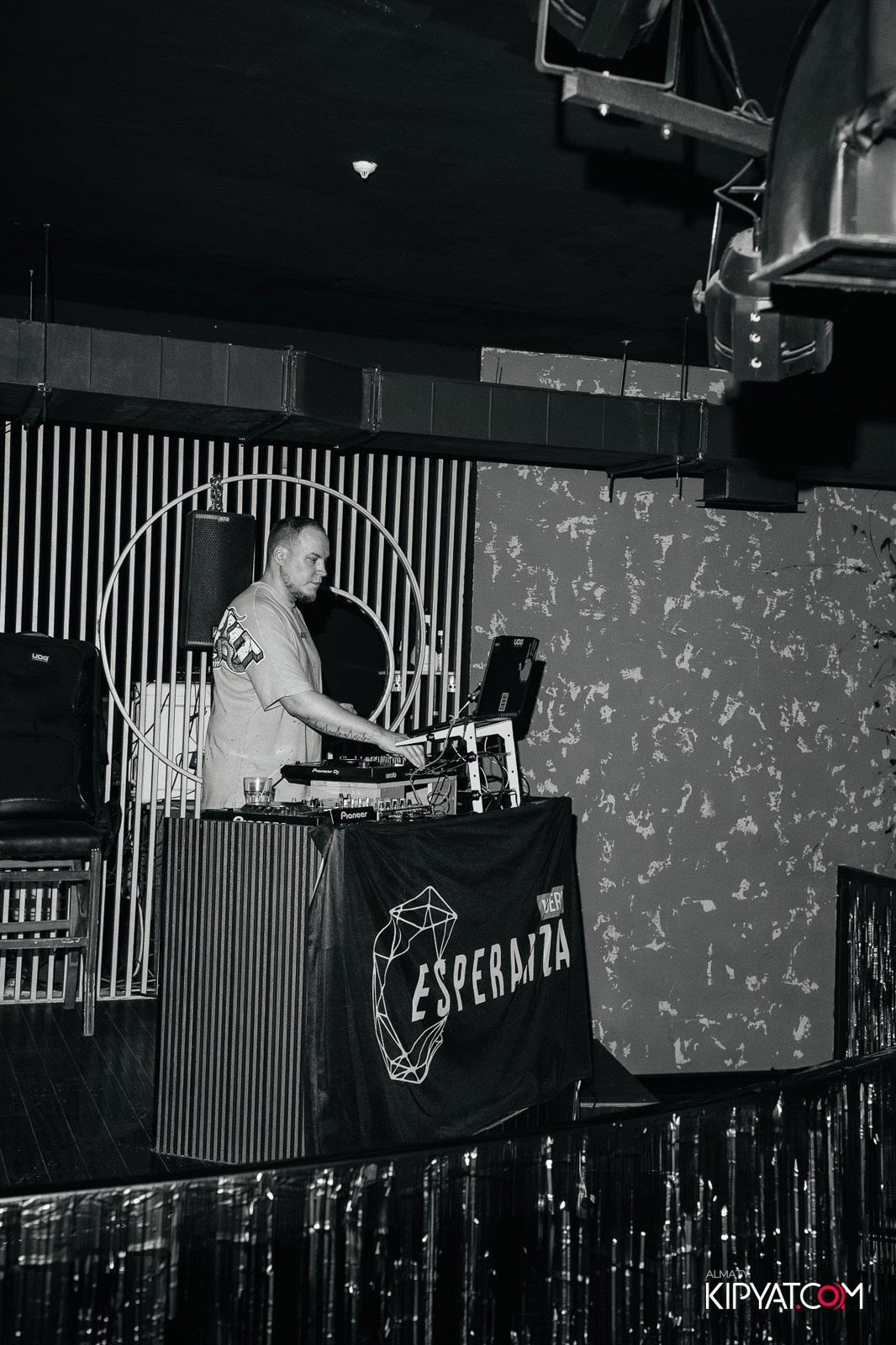 CHINA PARTY RETRO HIT. КИПЯТКОМ АЛМАТЫ!