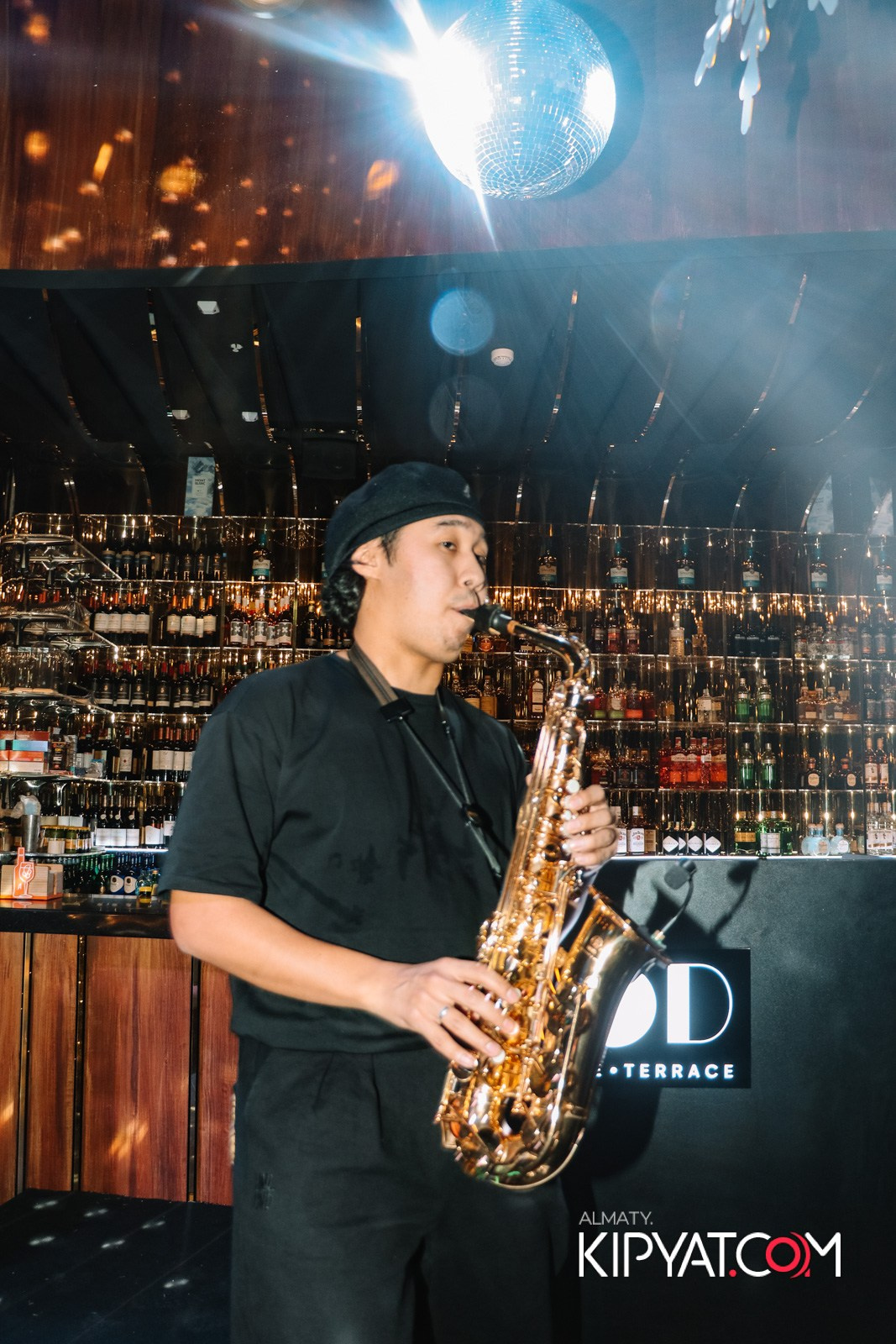 MOOD KARAOKE & TERACCE. КИПЯТКОМ АЛМАТЫ!