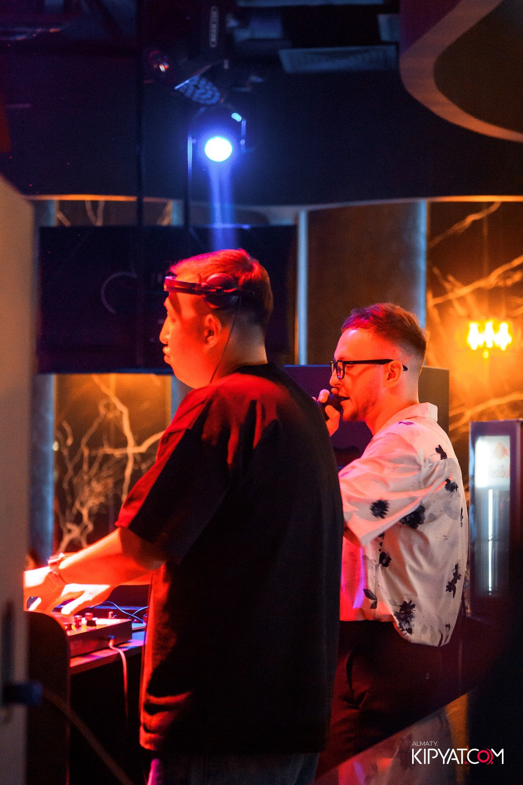 MOOD KARAOKE & TERRACE. КИПЯТКОМ АЛМАТЫ! Фотосъемка мероприятий в Алматы
