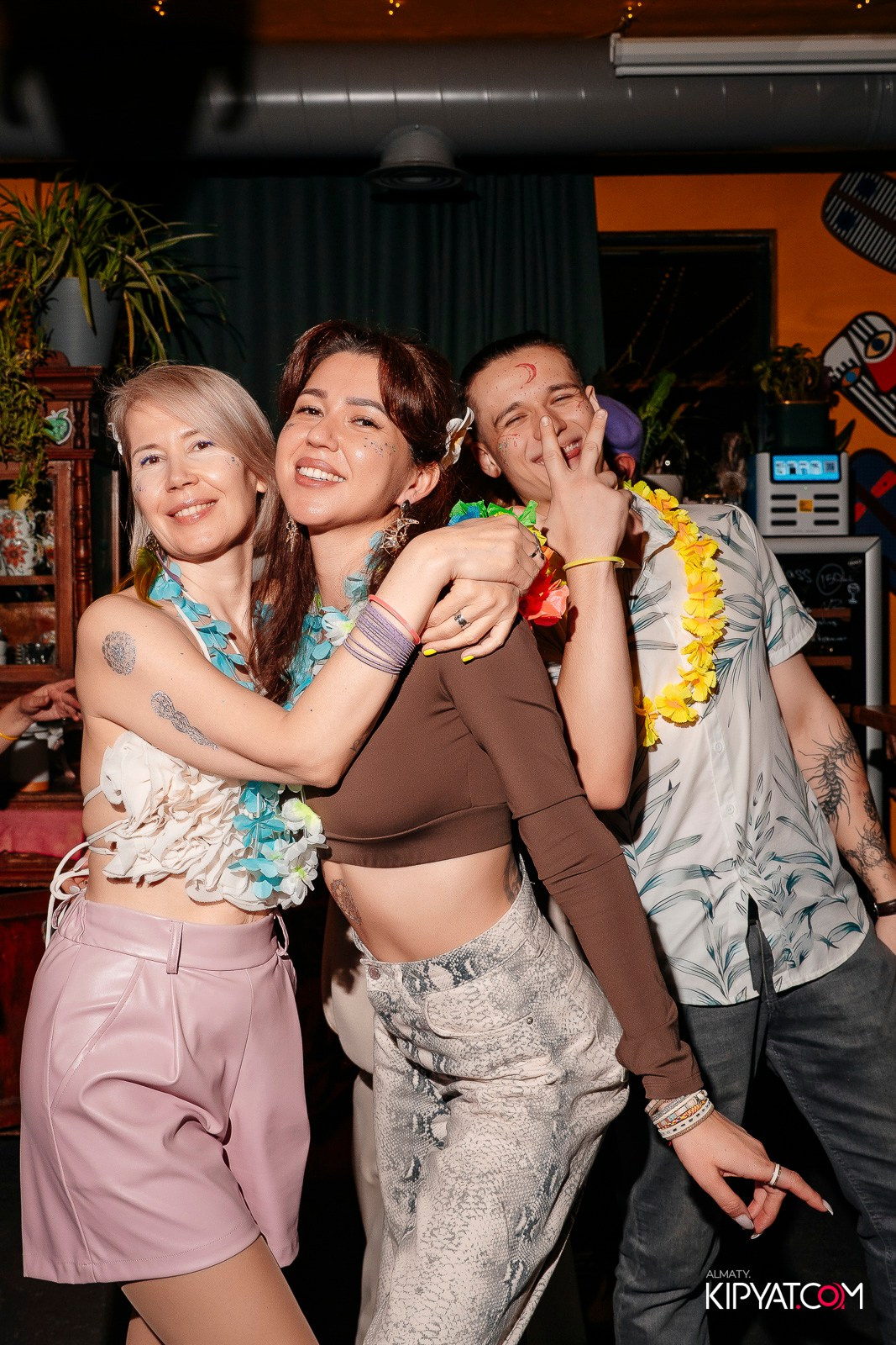 RE: SET. КИПЯТКОМ АЛМАТЫ! Фотосъемка мероприятий в Алматы