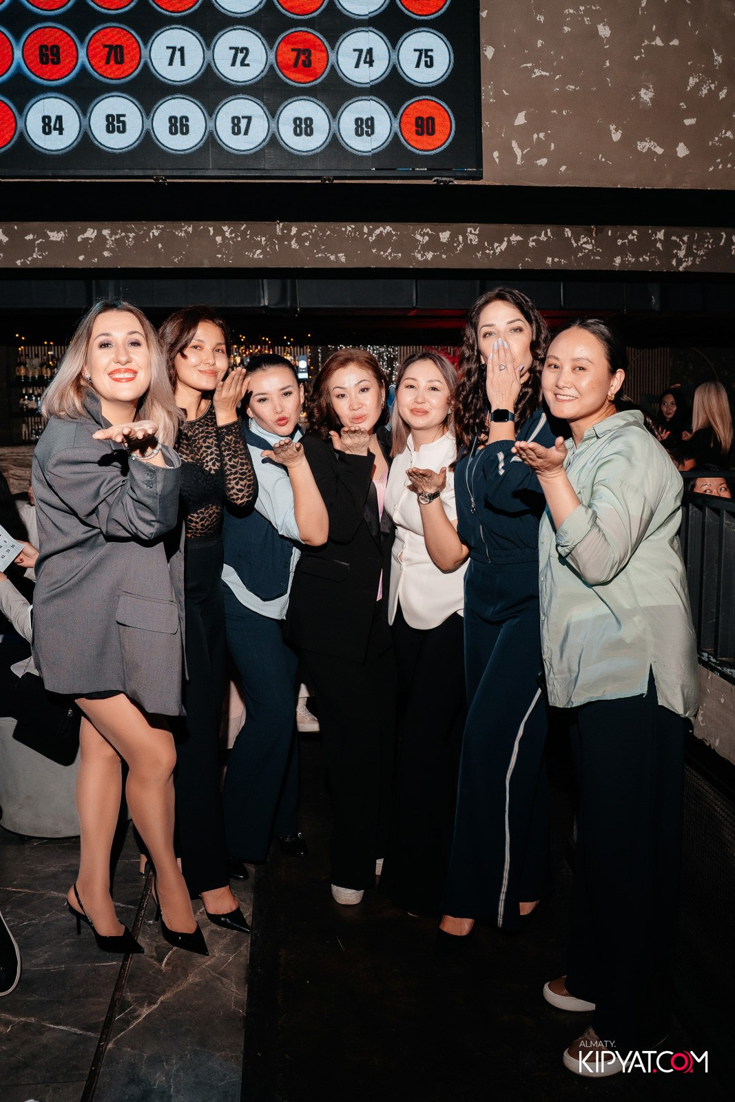 МУЗЫКАЛЬНОЕ ЛОТО В HIT RETRO. КИПЯТКОМ АЛМАТЫ!