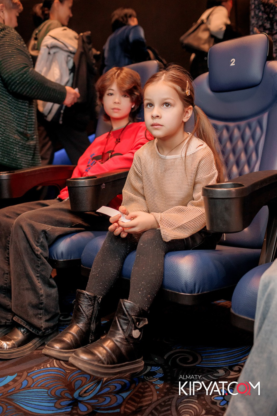 ПРЕЗЕНТАЦИЯ 9 ГРУППЫ КИНОПРОЕКТА «STARBALALAR». КИПЯТКОМ АЛМАТЫ!