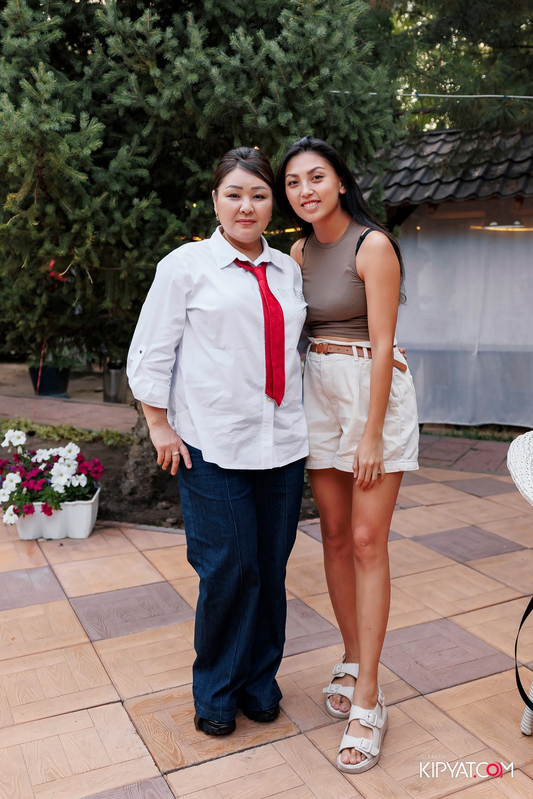 ЮБИЛЕЙ КАФЕ ТЯНЬ-ШАНЬ — 20 ЛЕТ. КИПЯТКОМ АЛМАТЫ!