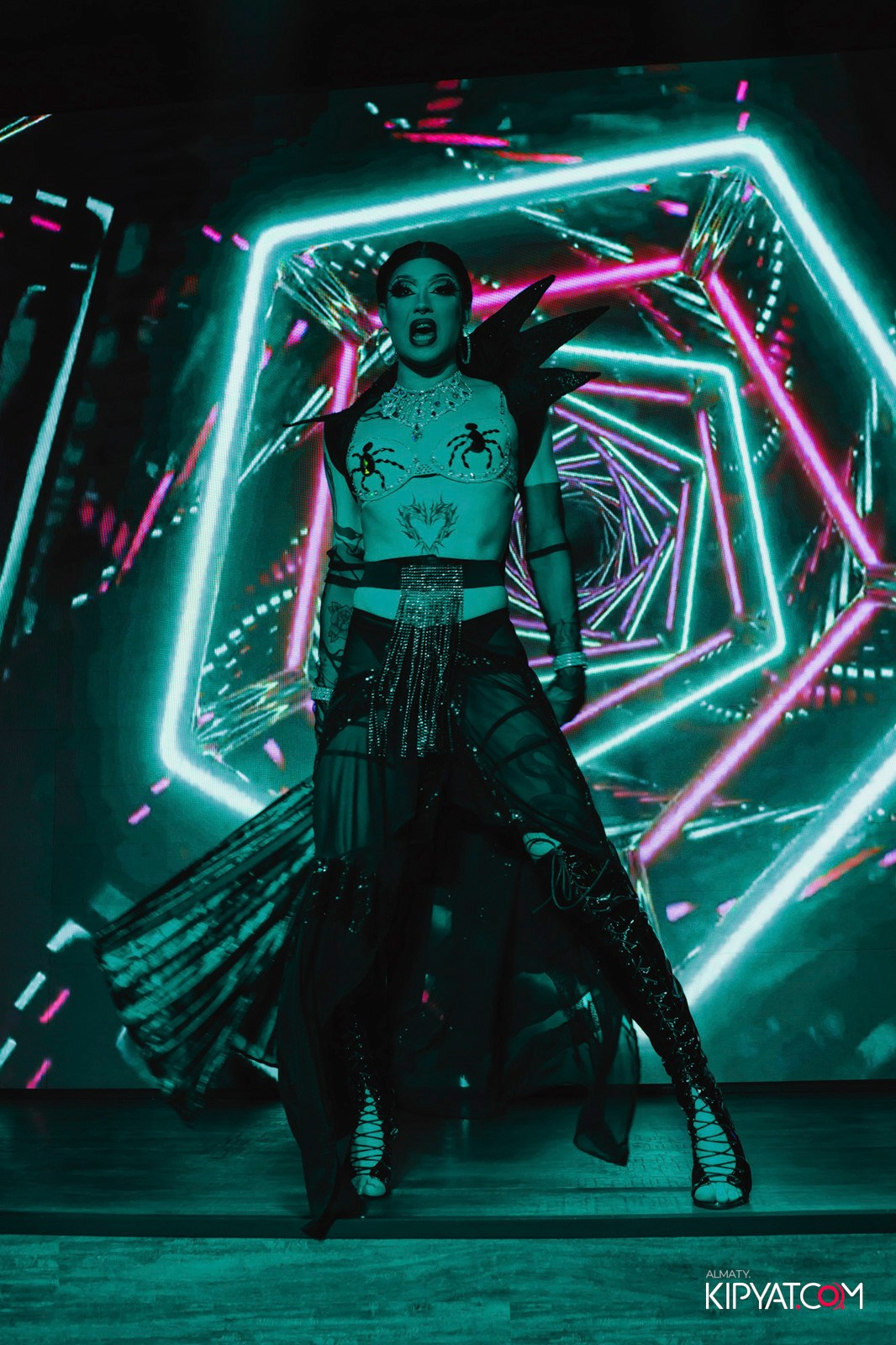 НОЧНОЙ КЛУБ ICON. КИПЯТКОМ АЛМАТЫ!