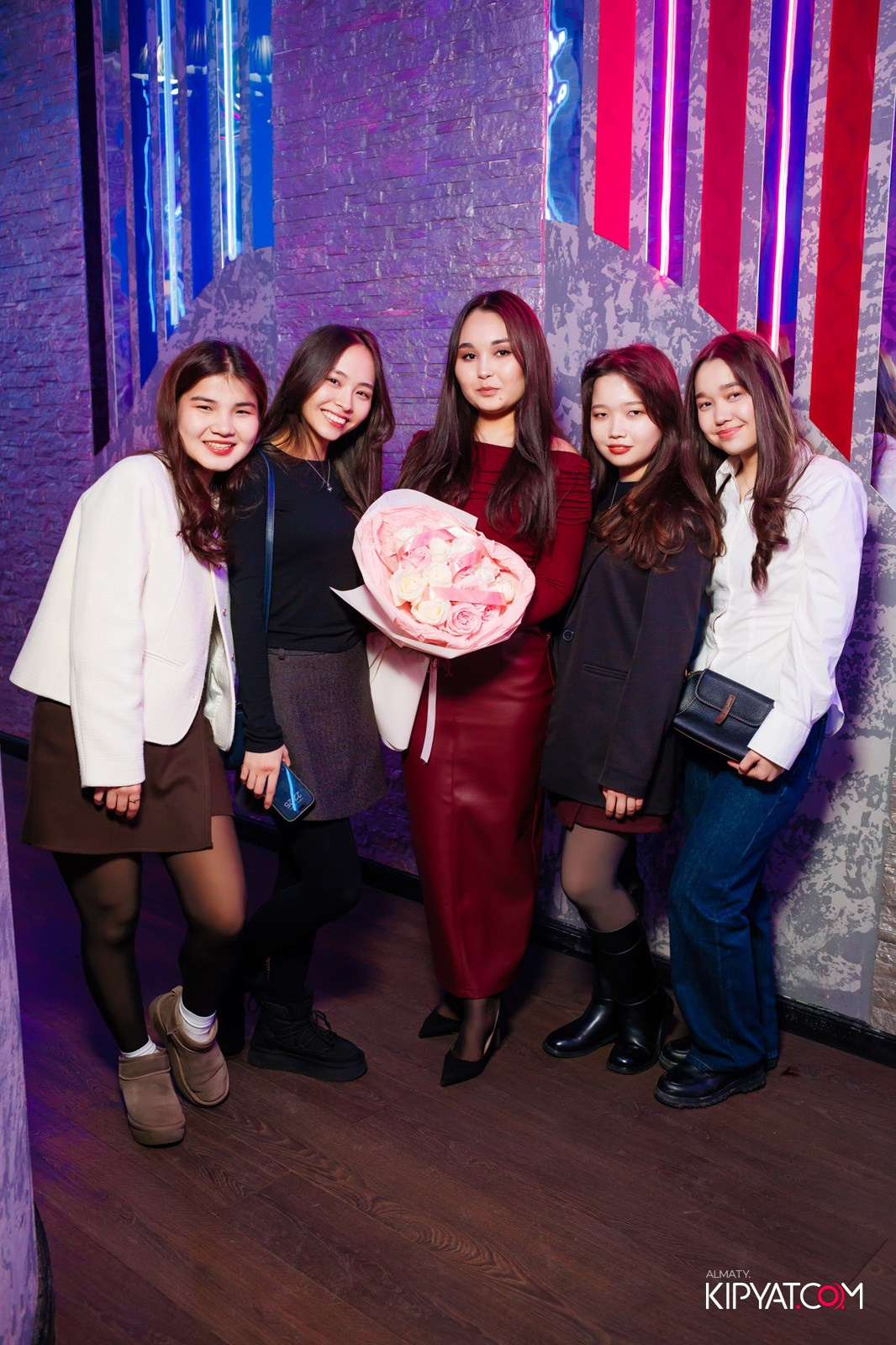 УХО И МЕДВЕДЬ НА ГАГАРИНА. КИПЯТКОМ АЛМАТЫ!