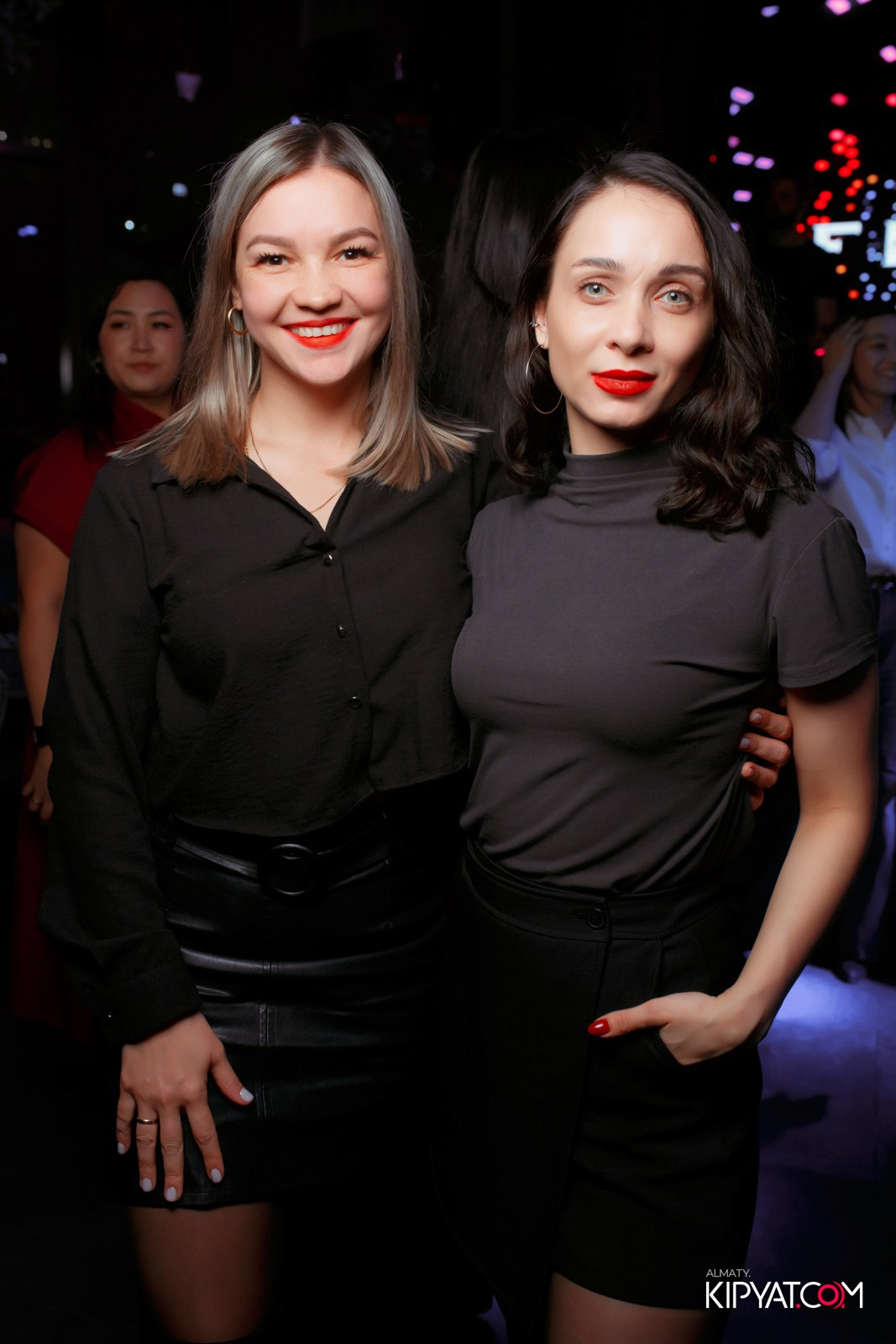 FRIENDS BAR & TERRACE. КИПЯТКОМ АЛМАТЫ!