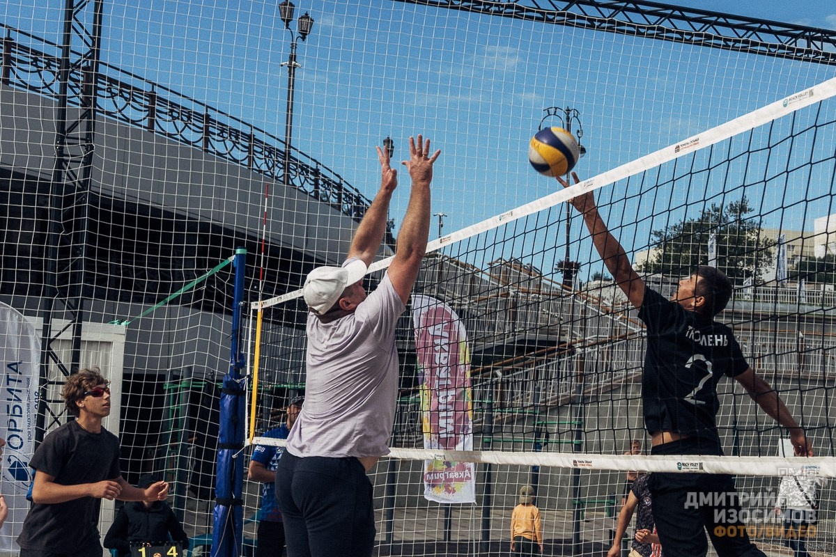 Пляжный волейбол