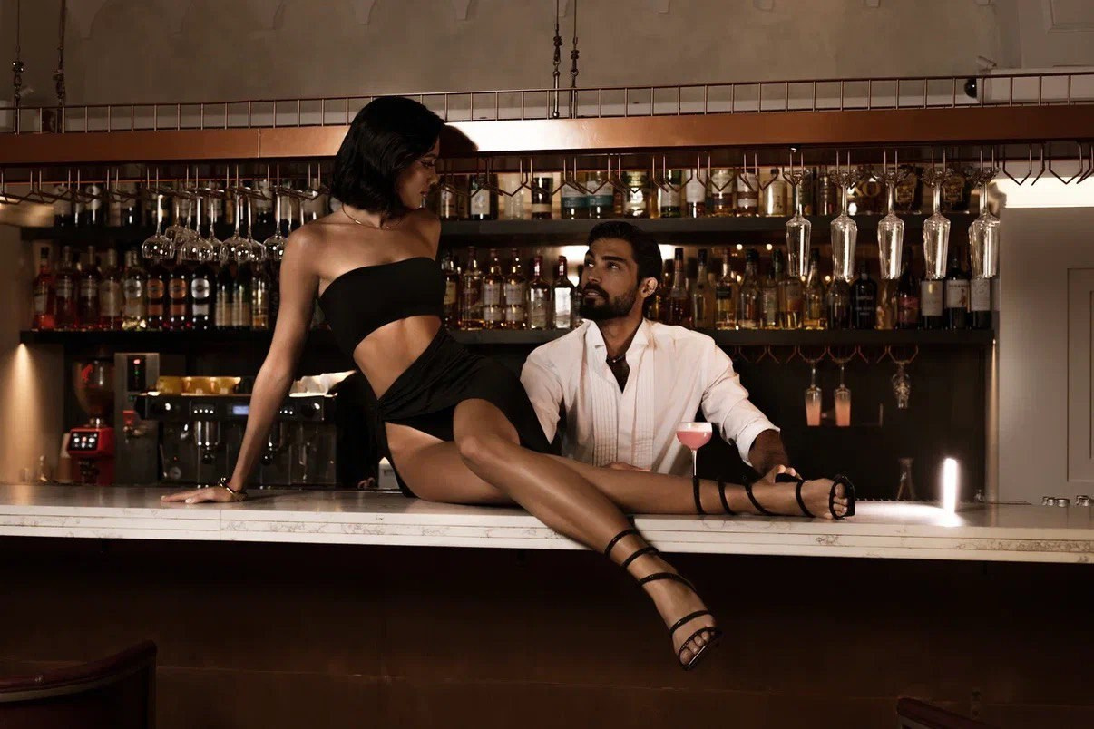 Съемка для бара «Сплетни"/ парфюма Bybozo. Персональный стилист Анастасия Фомина