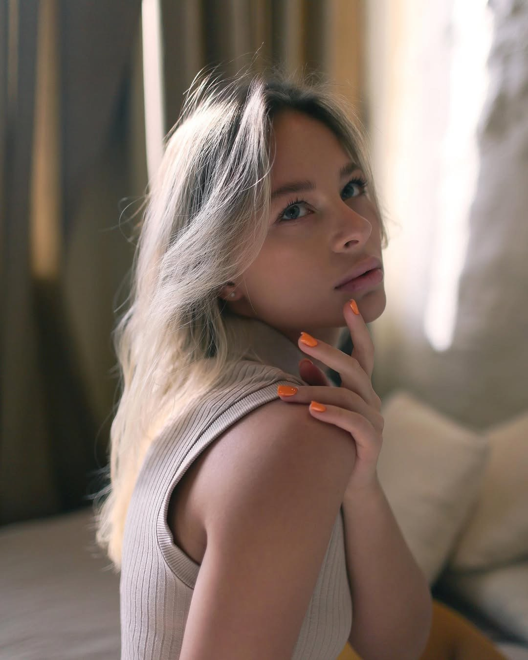 Коммерция. D