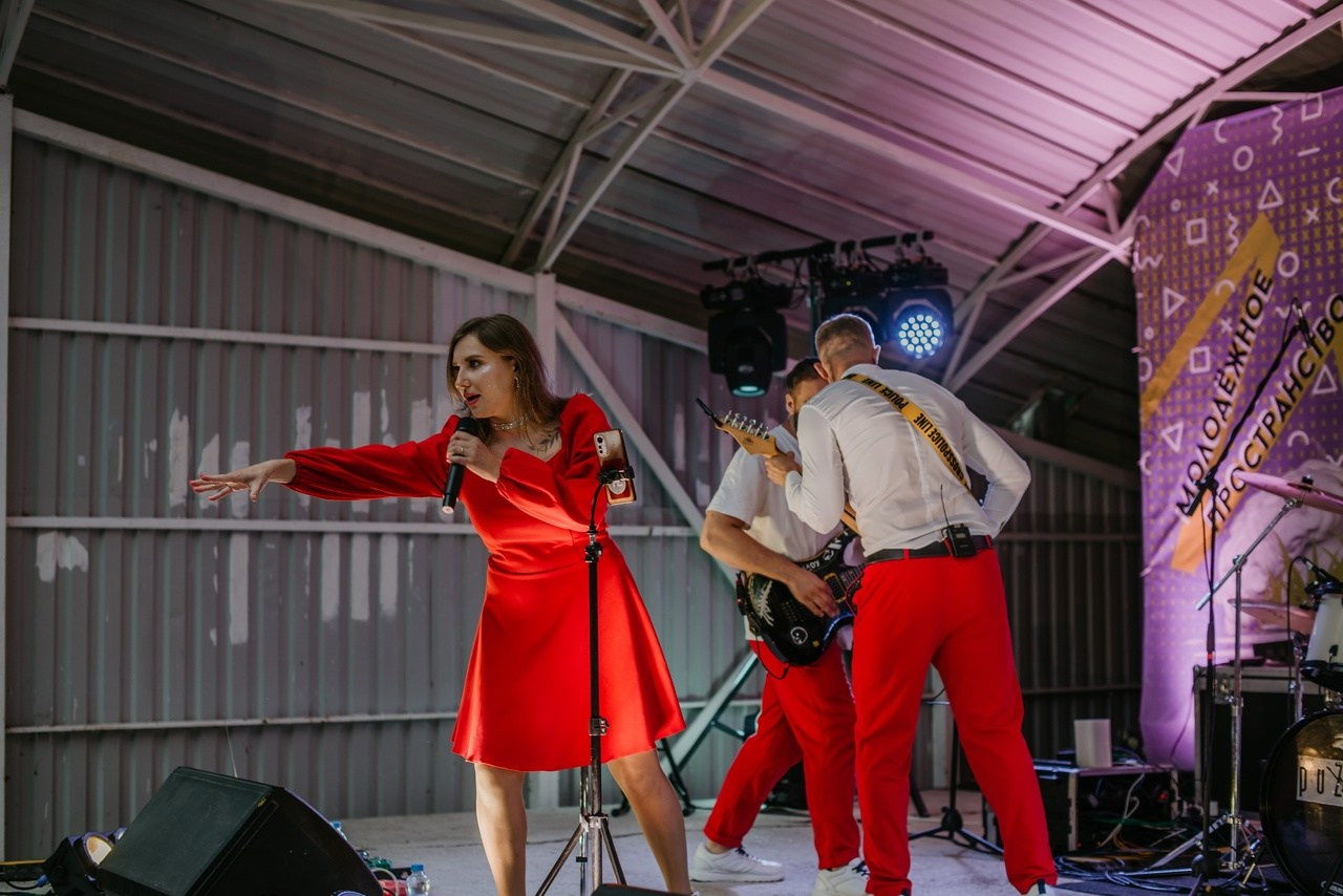 Открытие пространства Газон, Суворов. Кавер-группа «Те-самые» на свадьбу, корпоратив! В Туле, Москве, Калуге