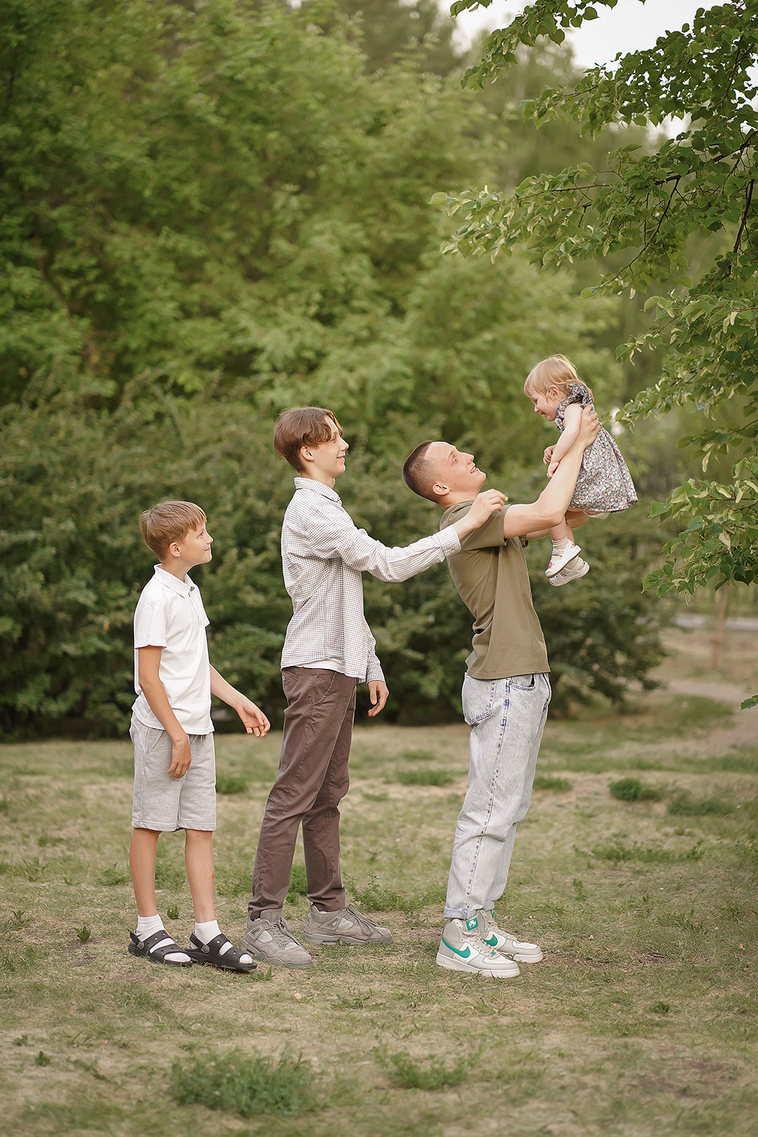 Три сыночка и лапочка дочка. Фотограф Татьяна Митрофанова