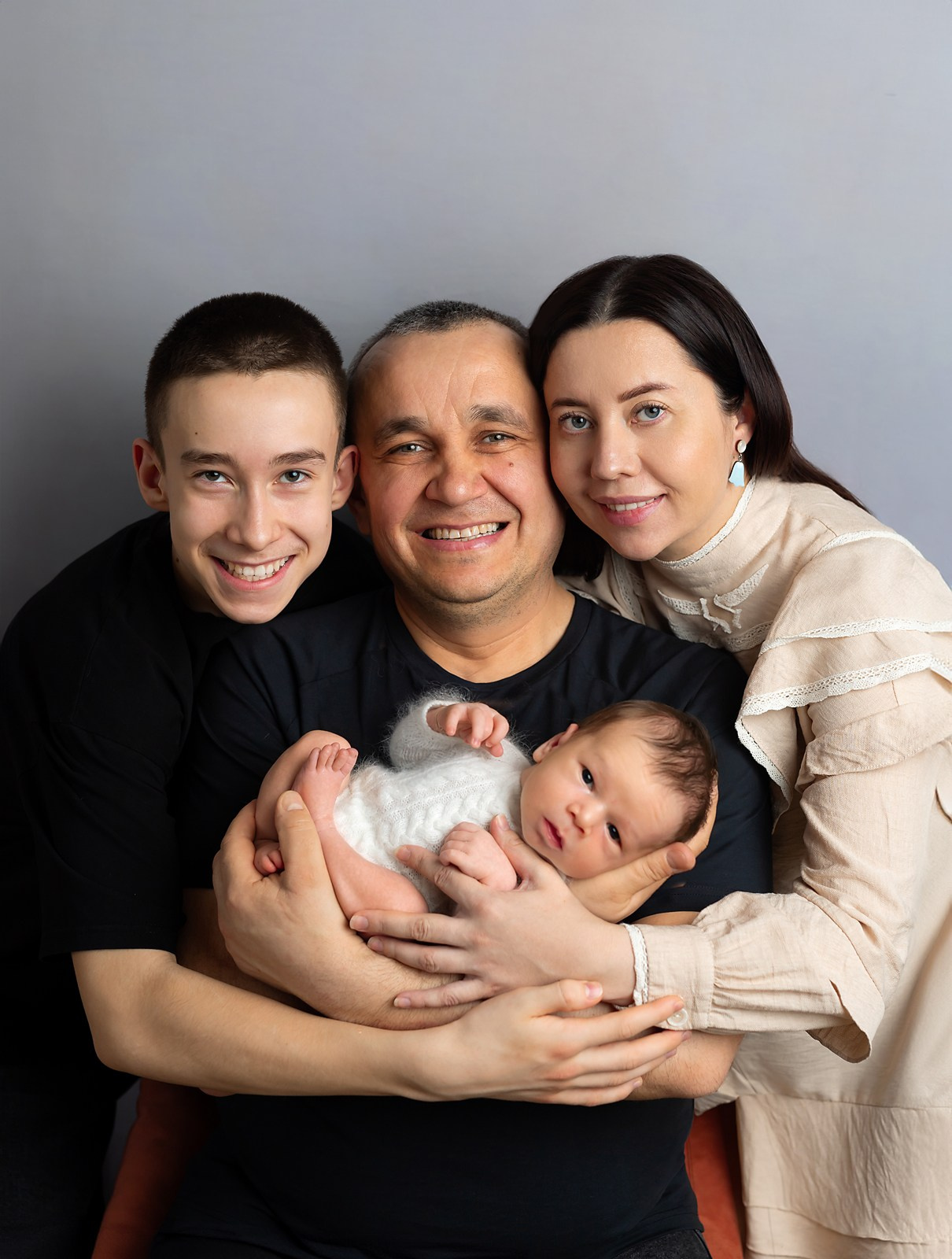 Семейные кадры. Фотограф новорождённых в Казани Нейля Гильмутдинова ньюборн