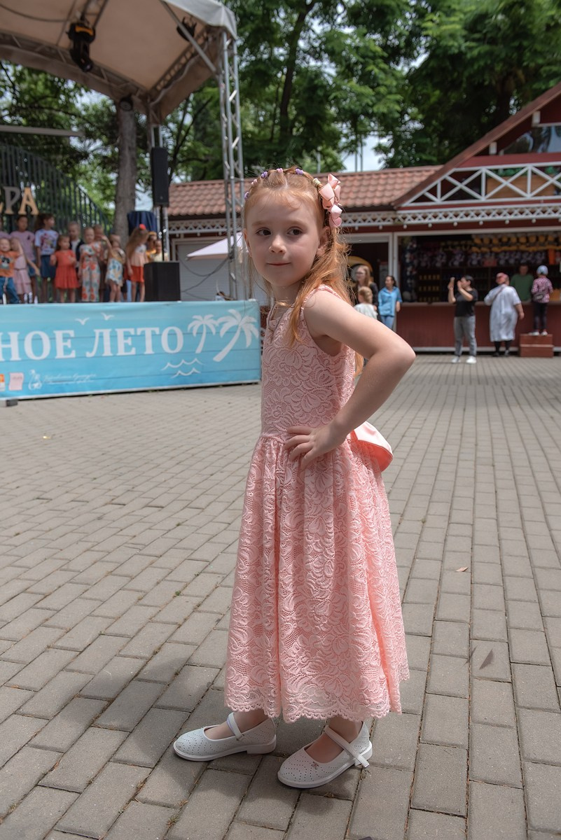 Парк Ривьера дефиле HAPPYkids. Семейный и коммерческий фотограф в Сочи Александр Бодунов