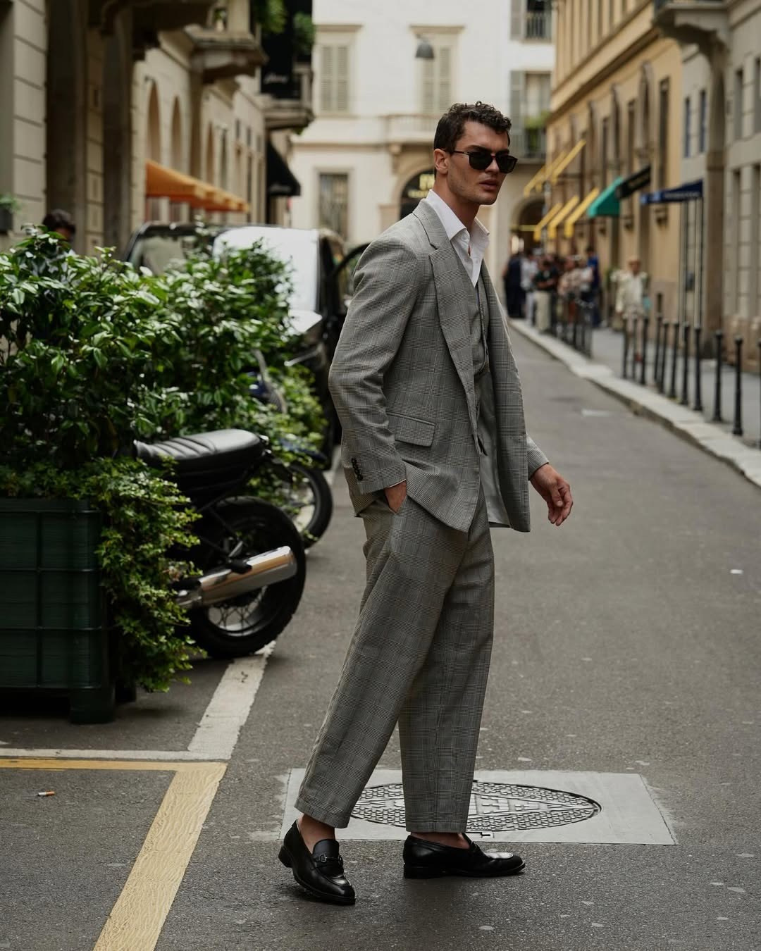 Milan SS'25. Photographer of your fashion moments