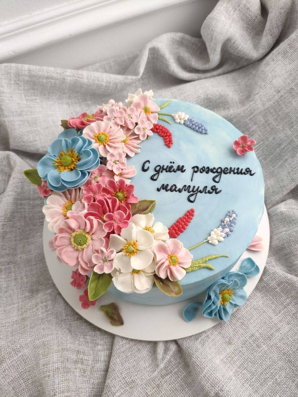 Работы учениц. Аникина Юлия / Кремовая флористика в корейской технике