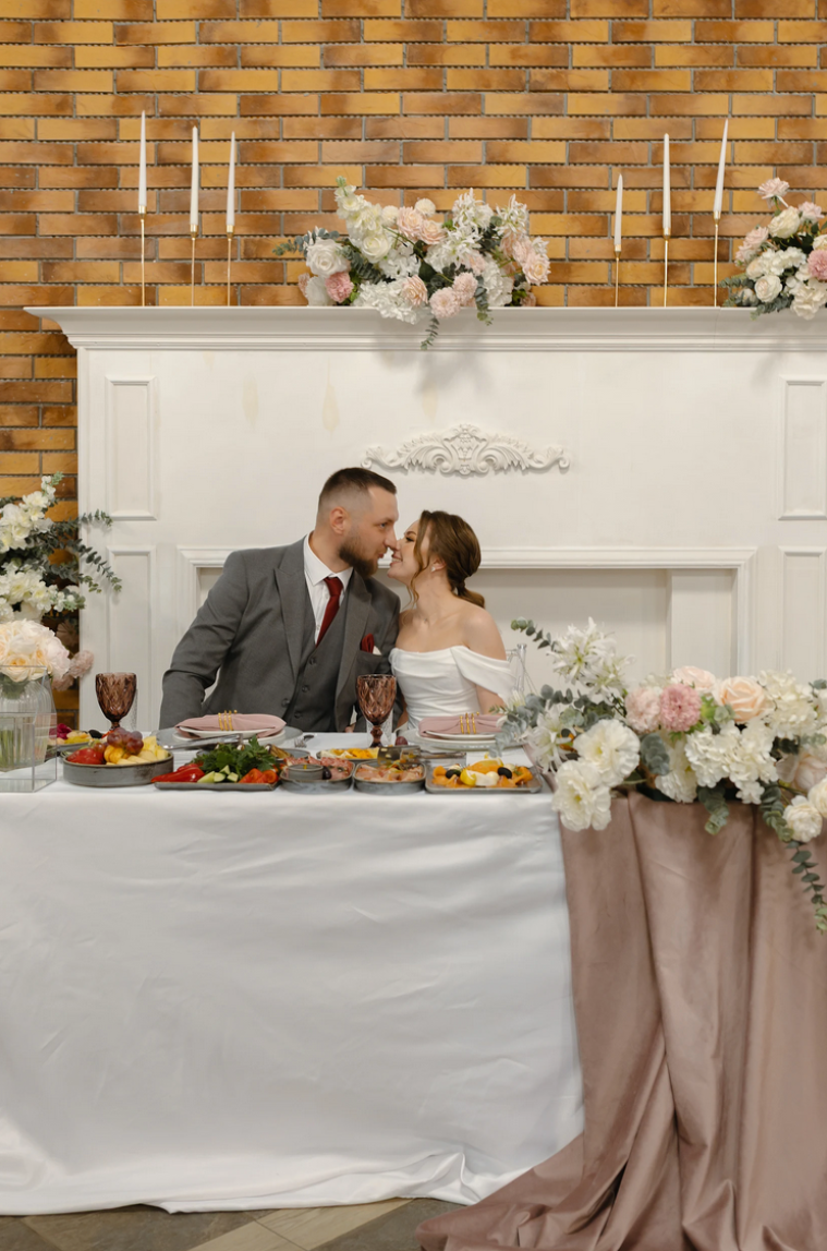 Площадка № 2-2. Свадебный организатор Москва