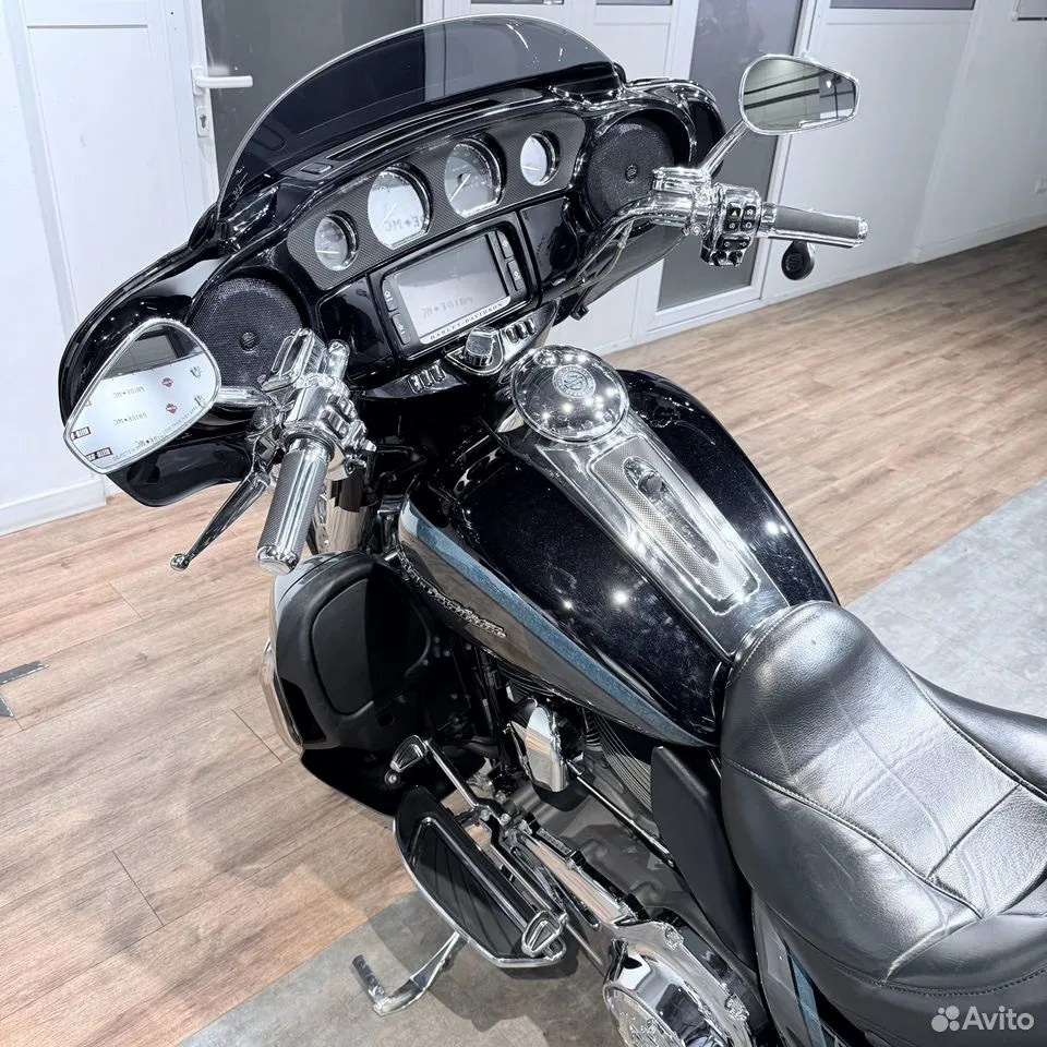 2015 Elесtra Glide CVO Limited 110 ABS. Hello Davidson, Москва. Только хорошие мотоциклы…