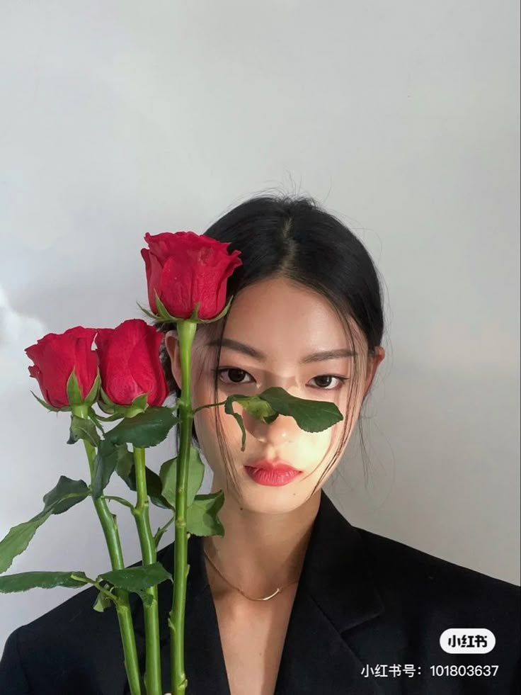 Фотосессия с цветами. Фотограф в Иркутске Кристина Телегина