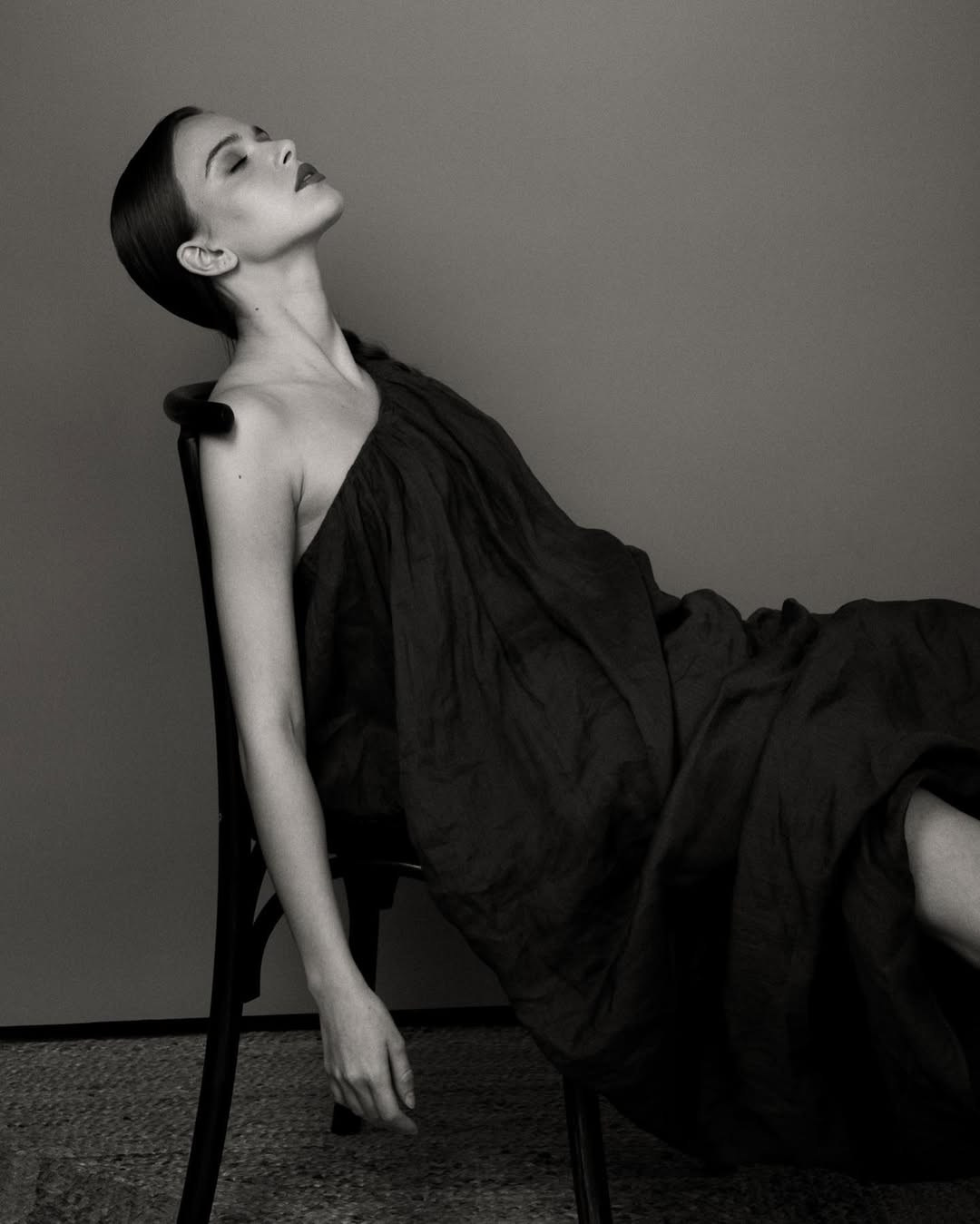 Индивидуальное занятие в студии с фотографом Виктором Брусковым. VICTOR BRUSKOV