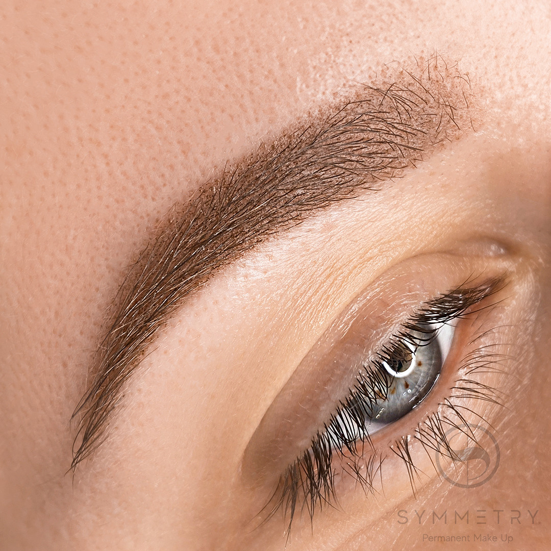 Олеся. Студия перманентного макияжа, косметологии и массажа SYMMETRY в Москве, м. Киевская