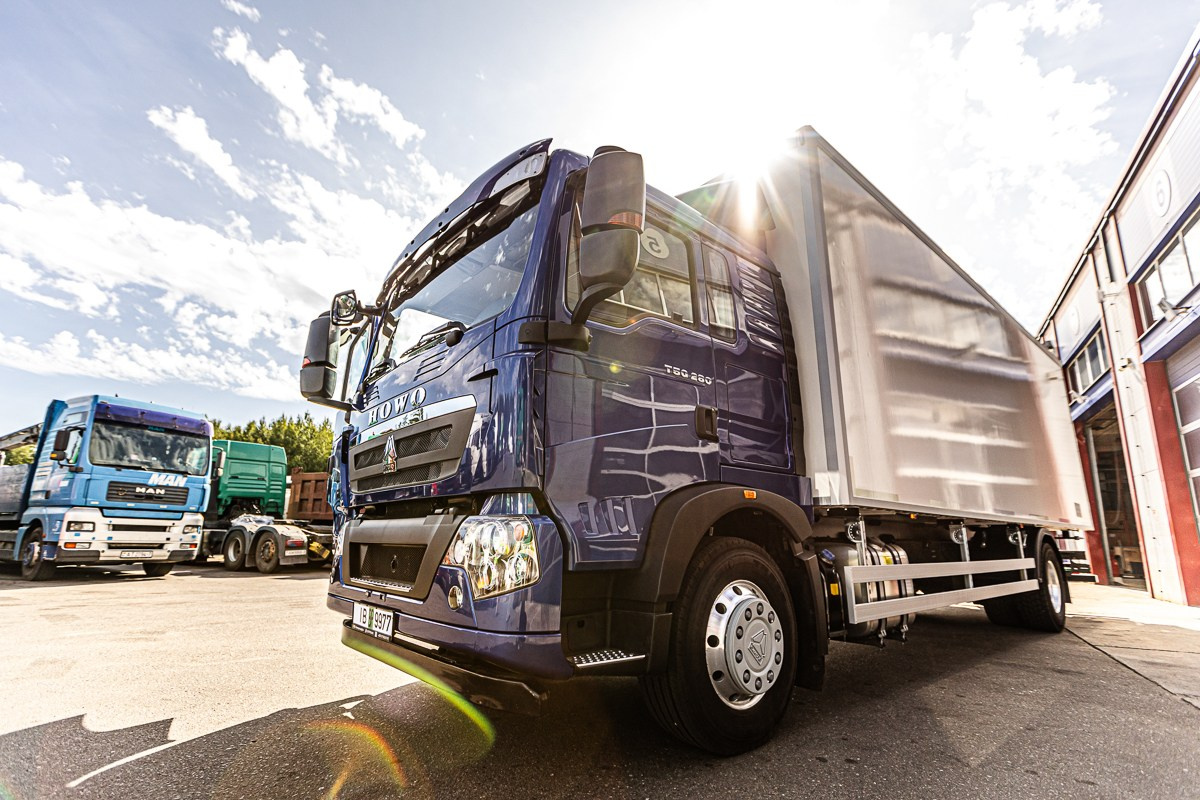 Авто. Фотограф Александр Ямпольский