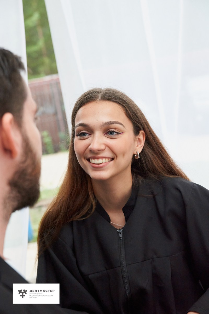 Репортаж с выпускного вечера мастерантуры Дентмастер. Репортажный и женский фотограф в Новосибирске