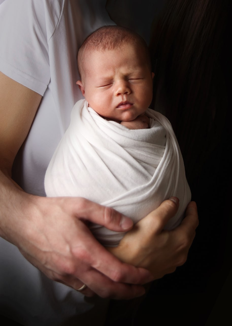 НОВОРОЖДЕННЫЕ до месяца. Мишугина Ольга Фотограф новорожденных, семейный и детский фотограф